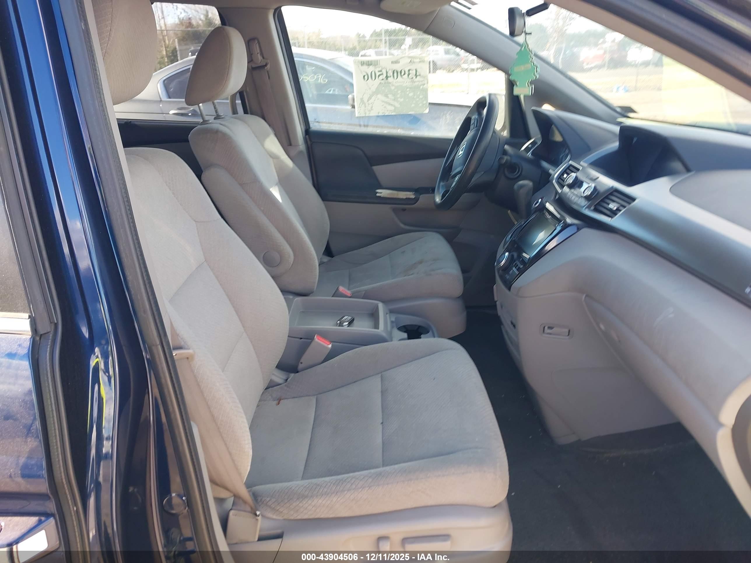 HONDA ODYSSEY image 5