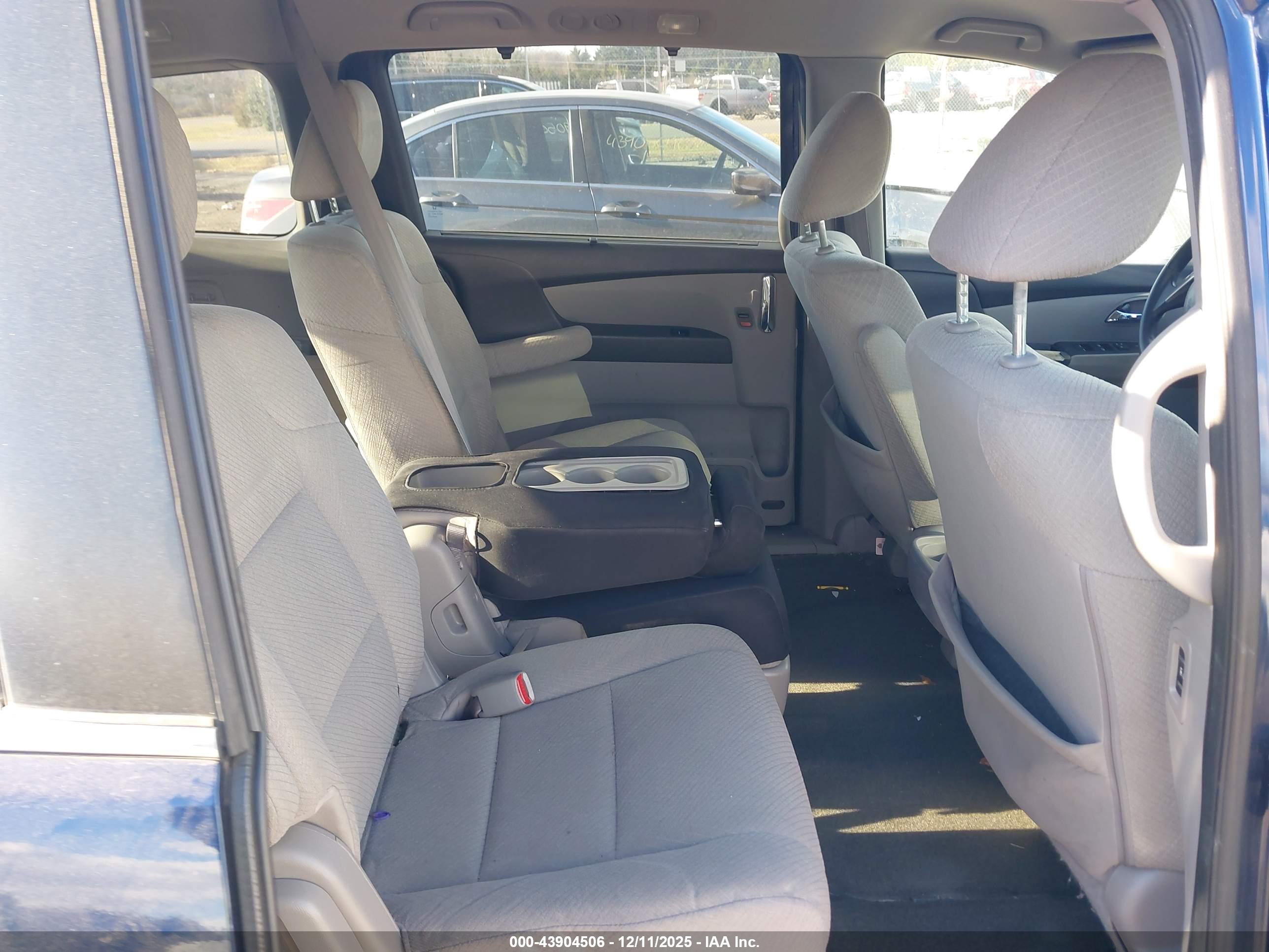 HONDA ODYSSEY image 8