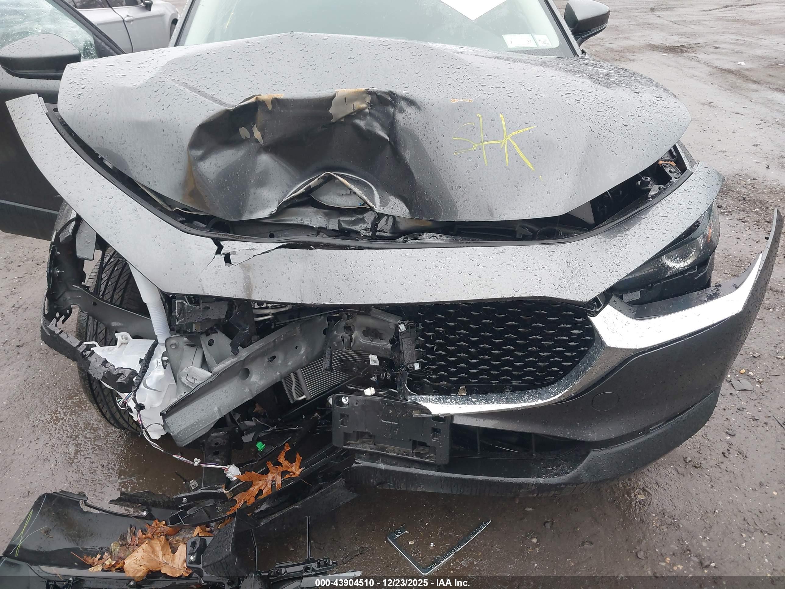 MAZDA CX-30 image 10