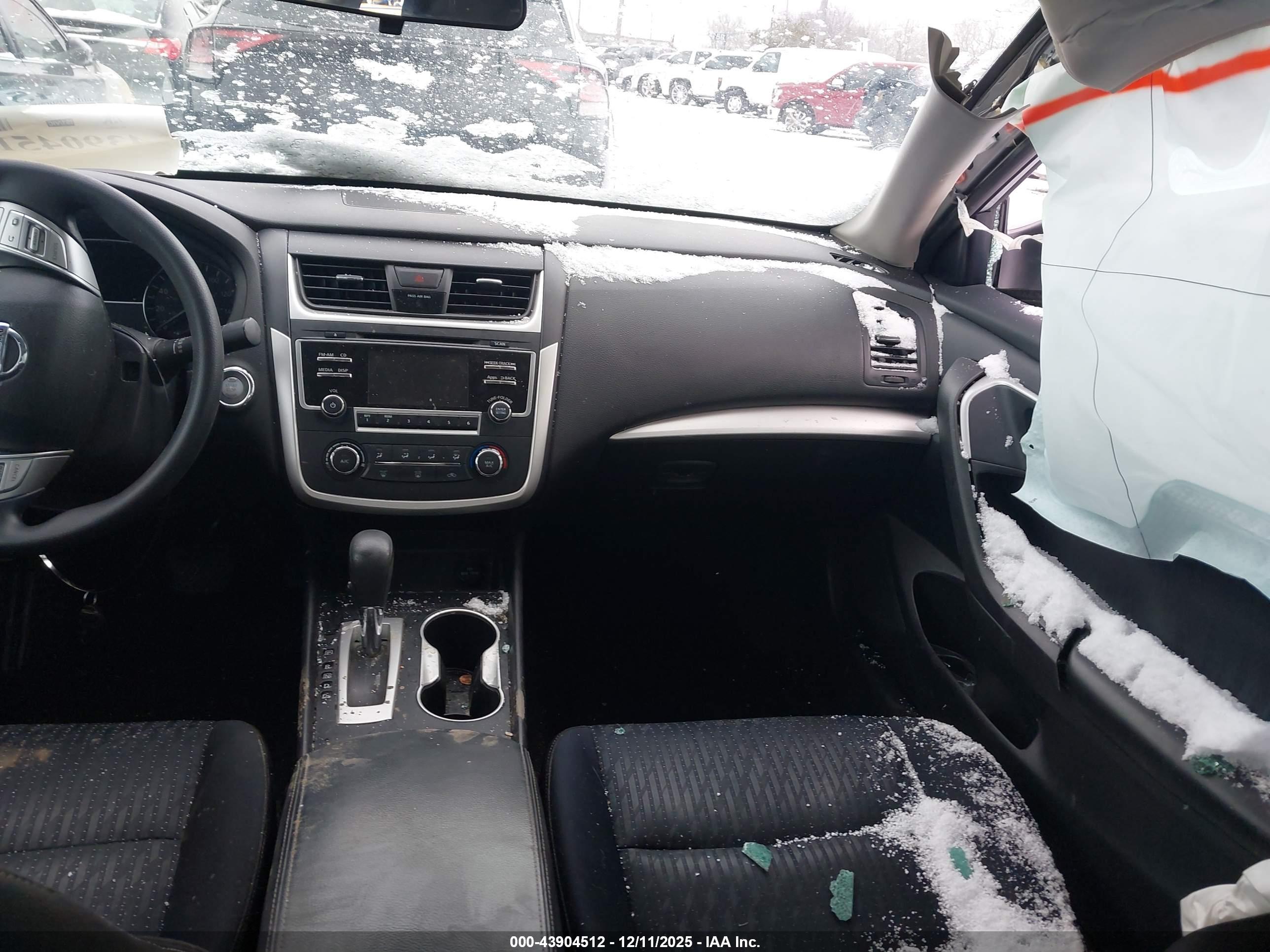 NISSAN ALTIMA image 5