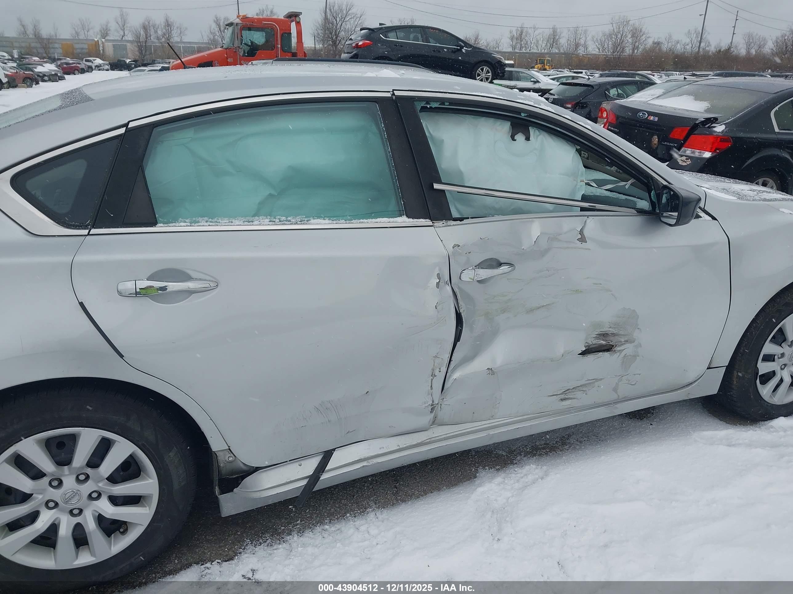 NISSAN ALTIMA image 6