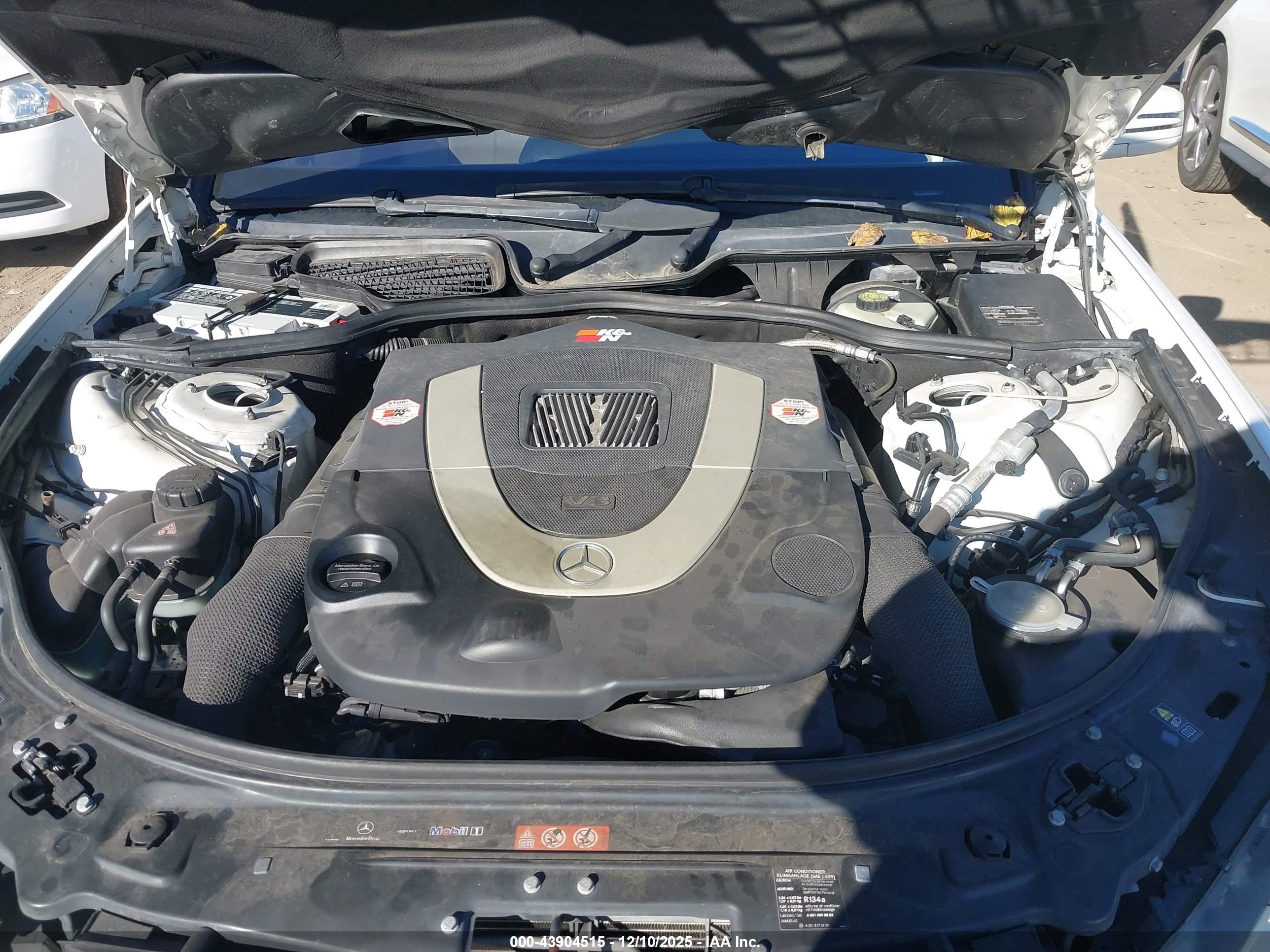 MERCEDES-BENZ S image 10