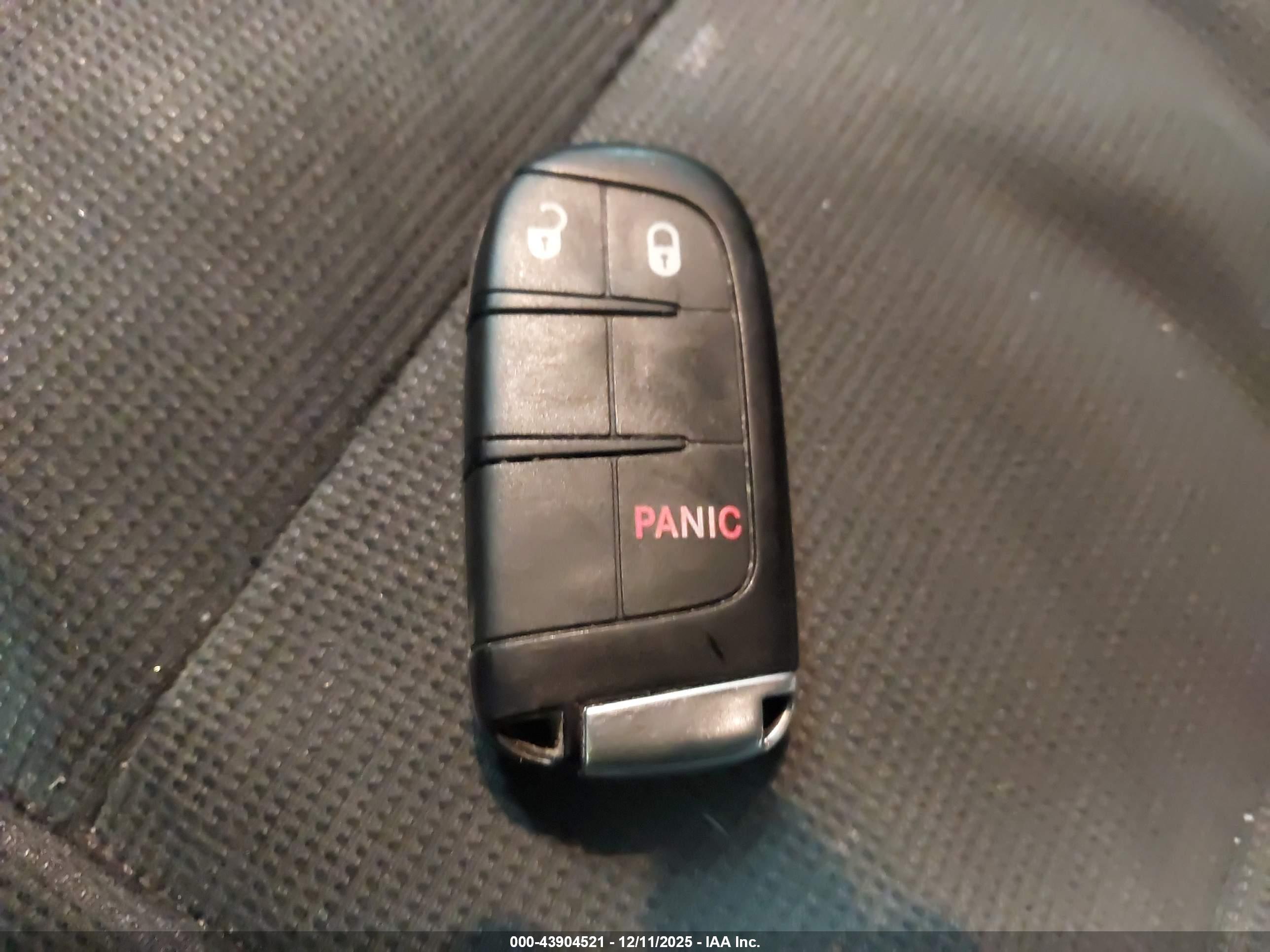 JEEP GRAND image 11