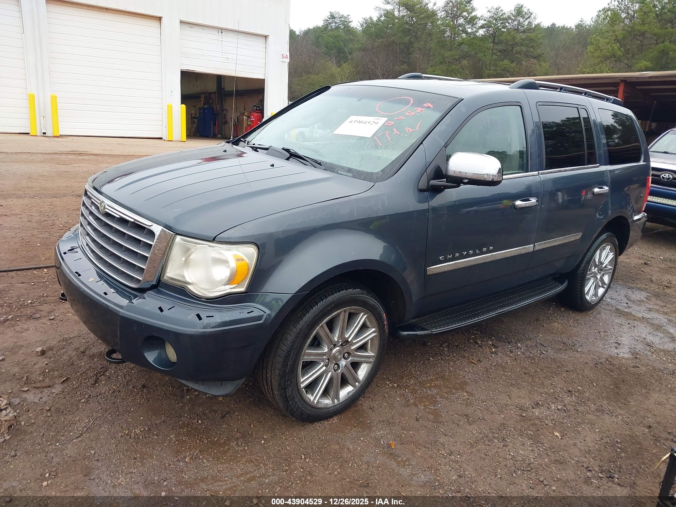 CHRYSLER ASPEN image 2
