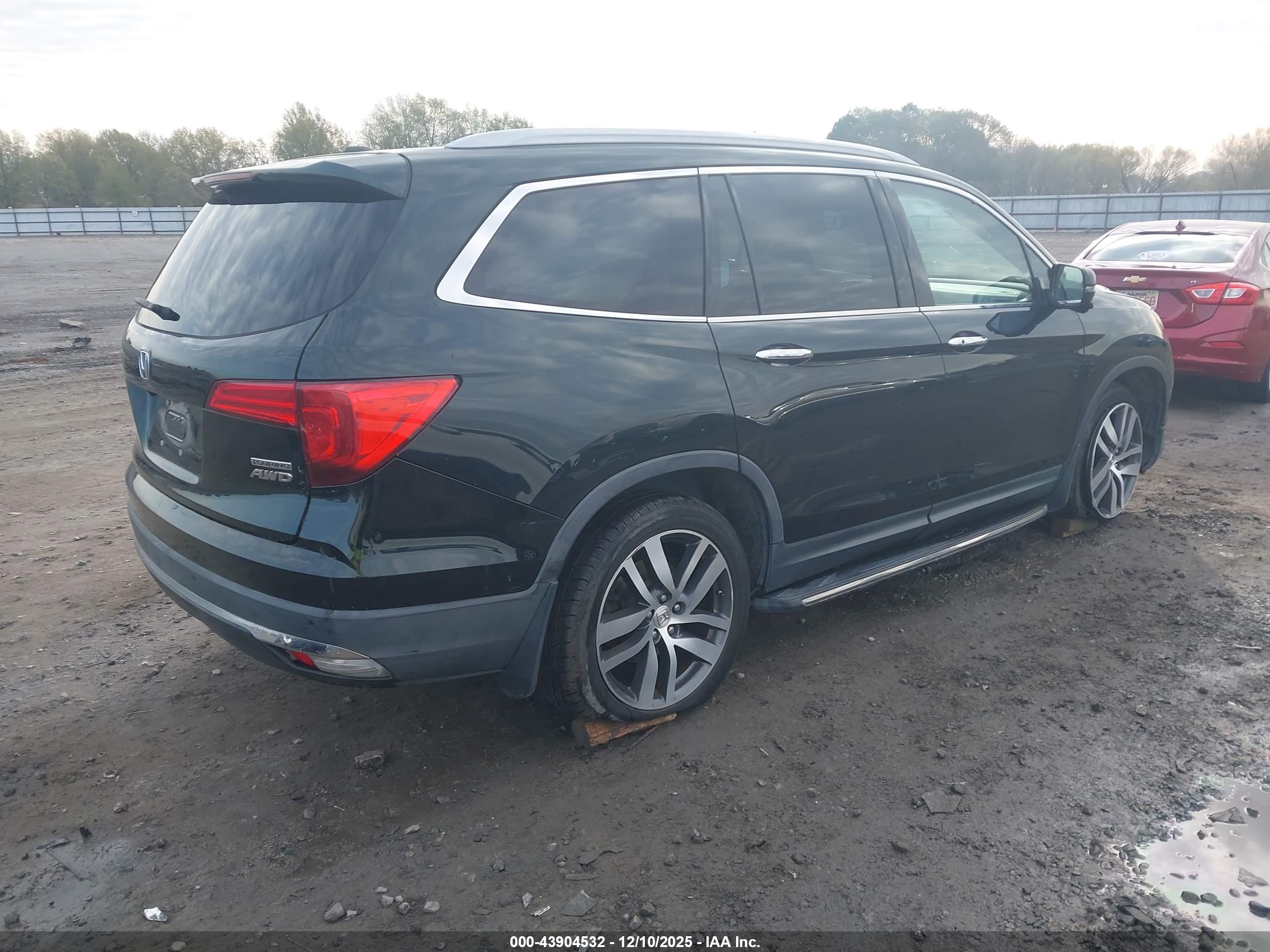 HONDA PILOT image 4
