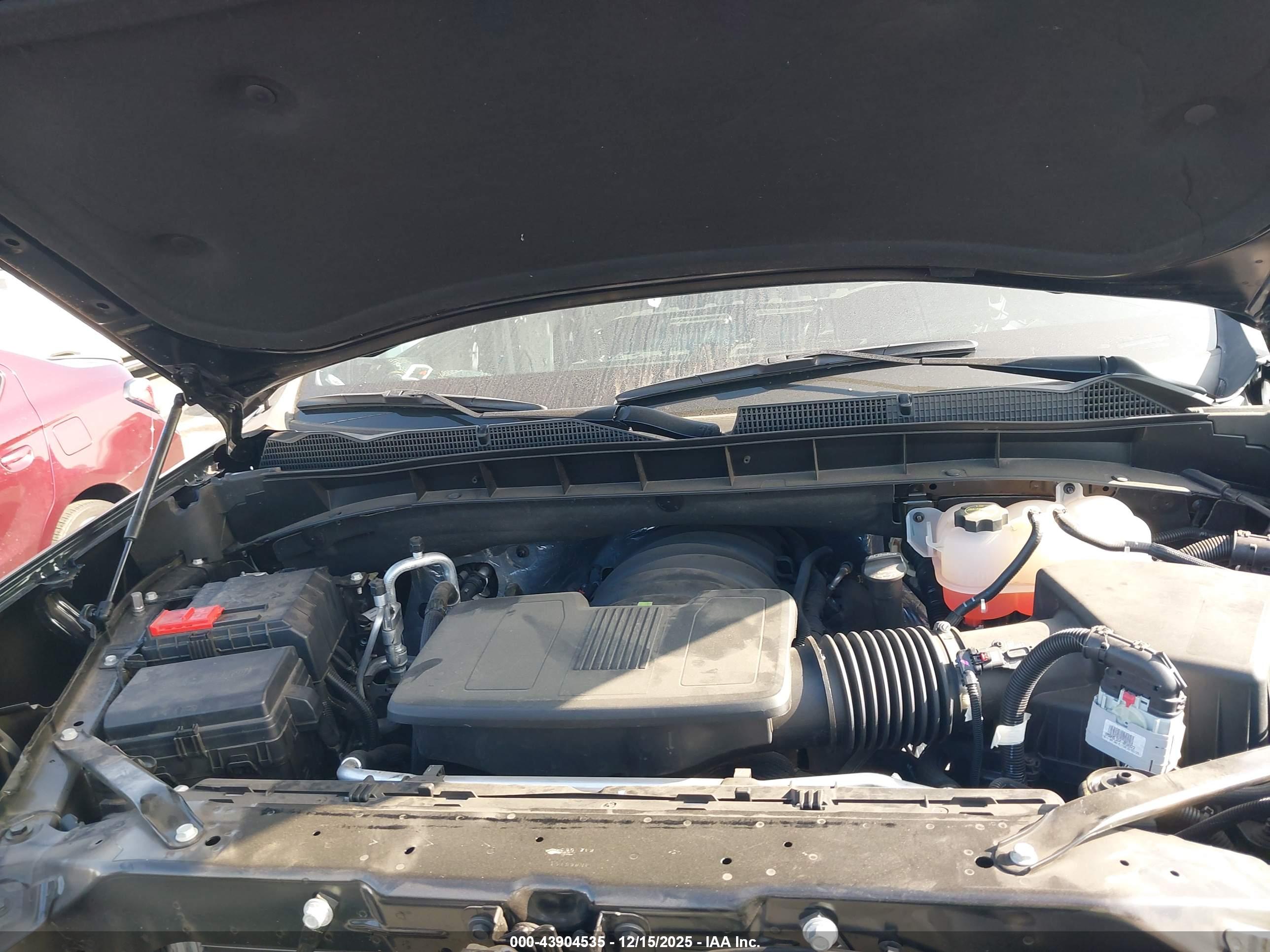 GMC SIERRA image 10