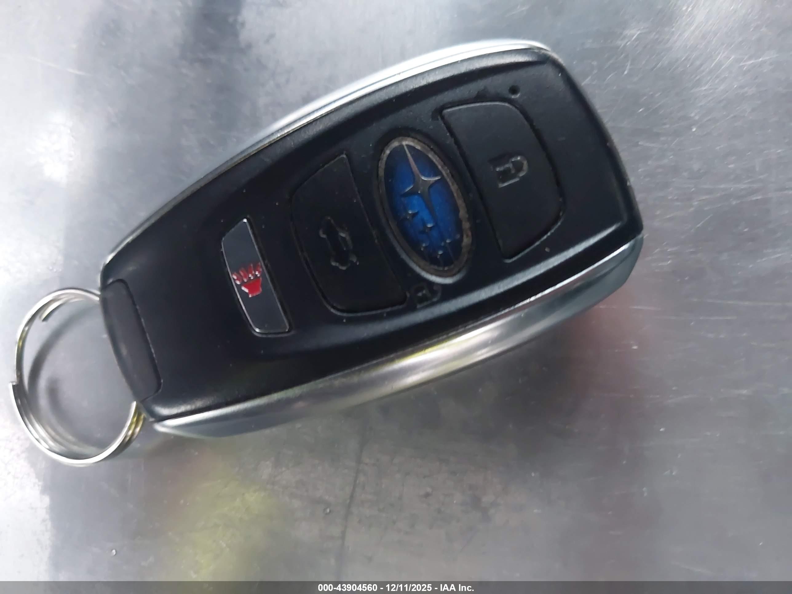 SUBARU OUTBACK image 11