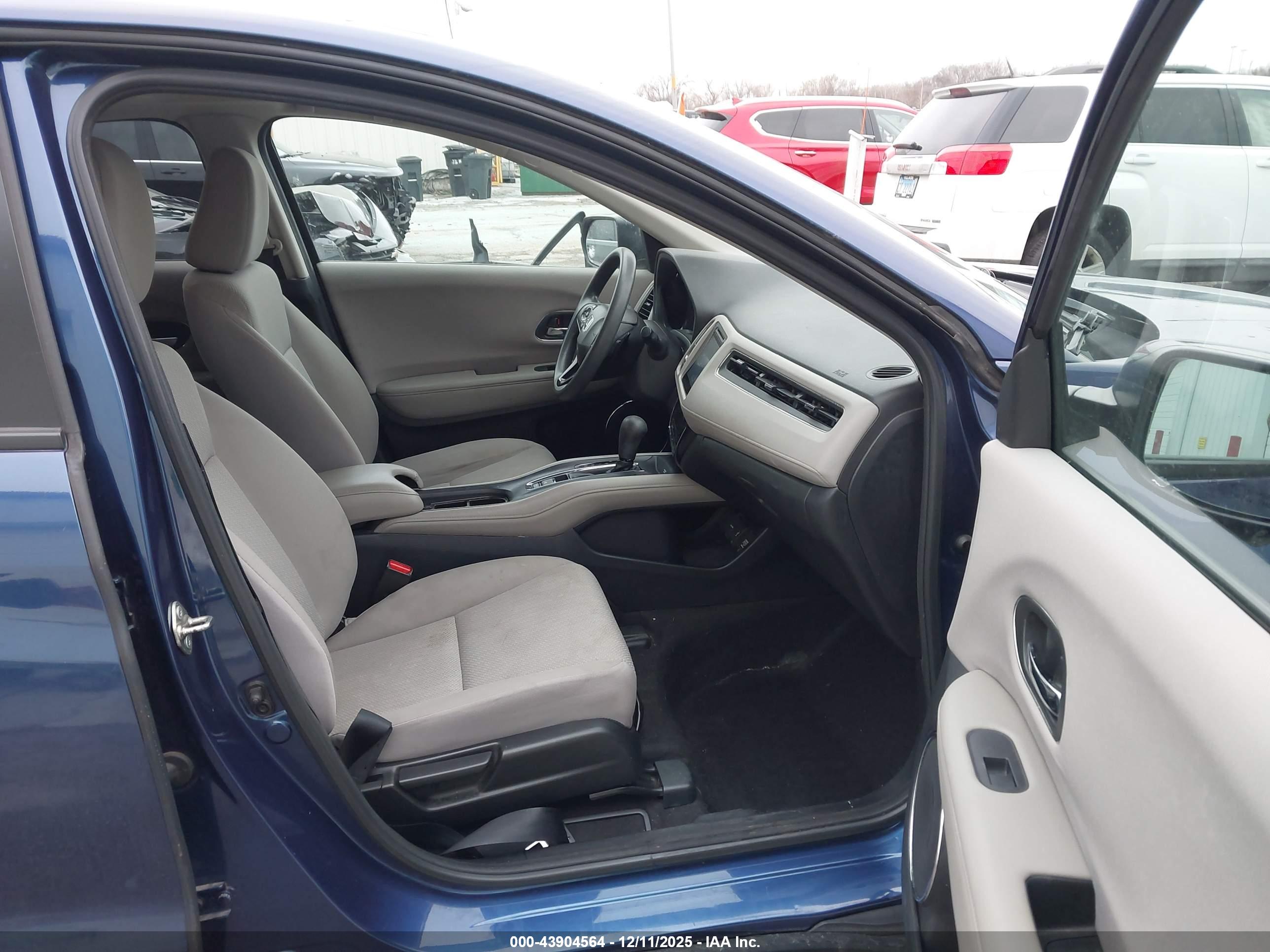HONDA HR-V image 5