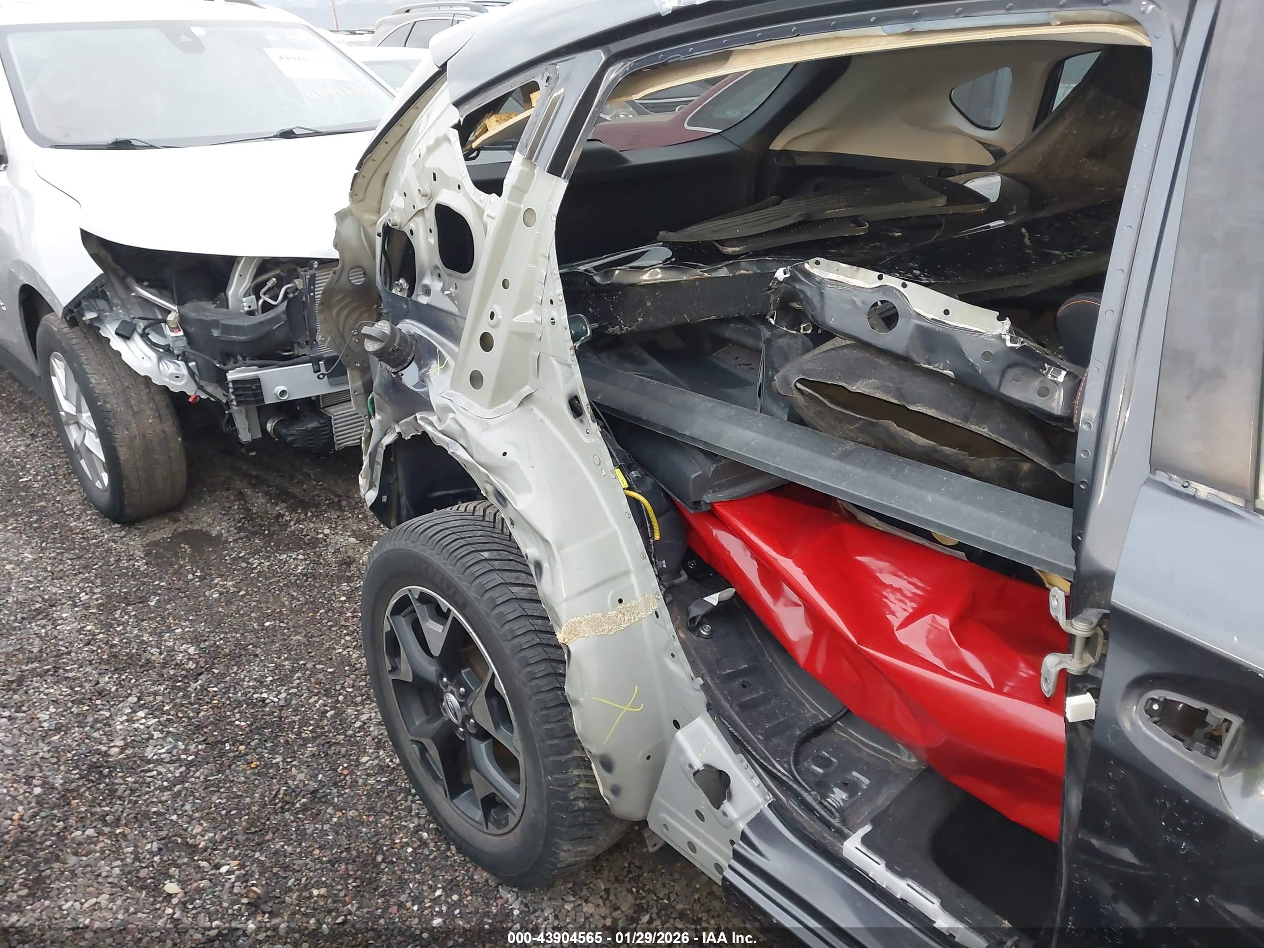 SUBARU CROSSTREK image 6