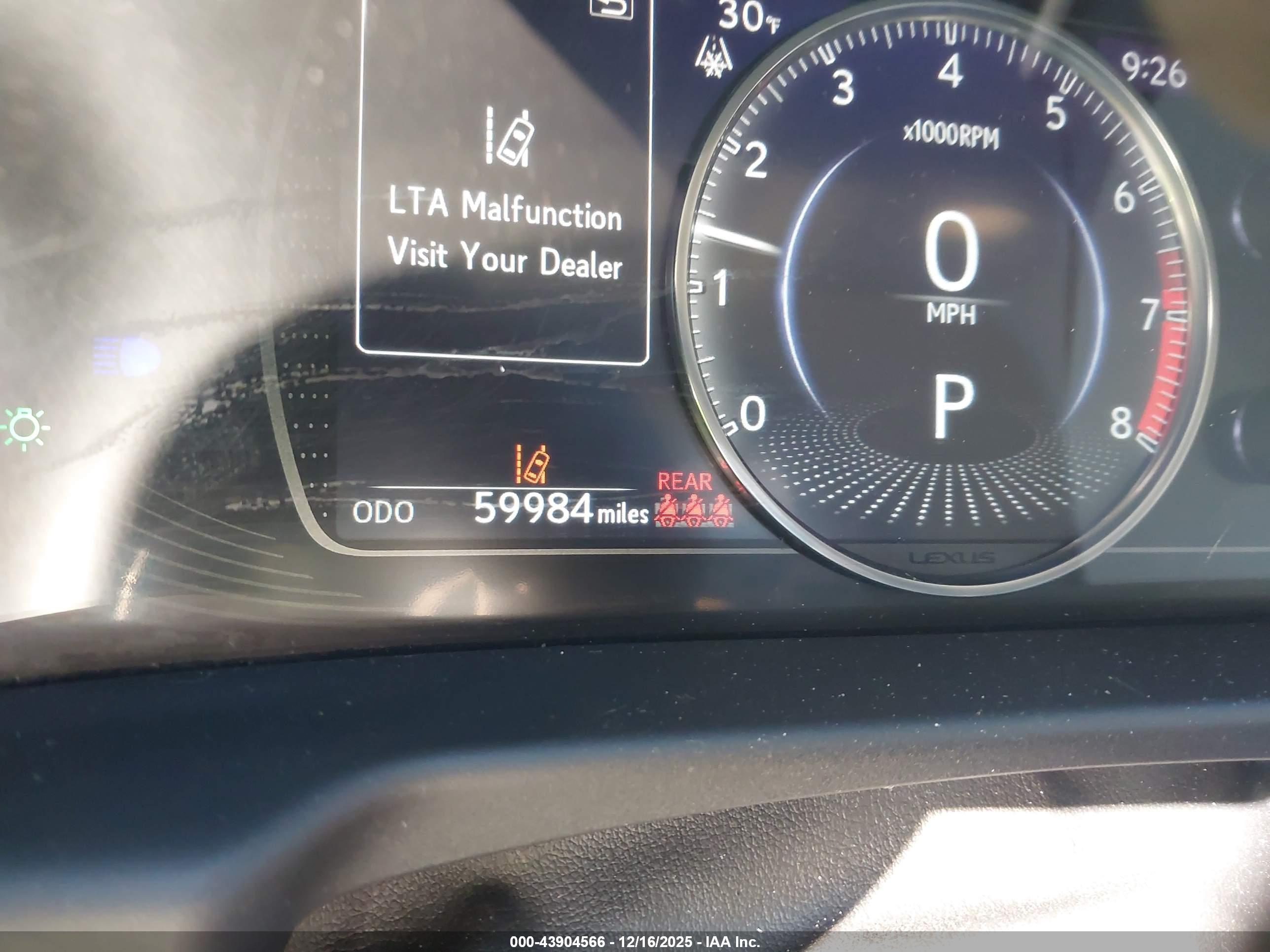 LEXUS ES image 7