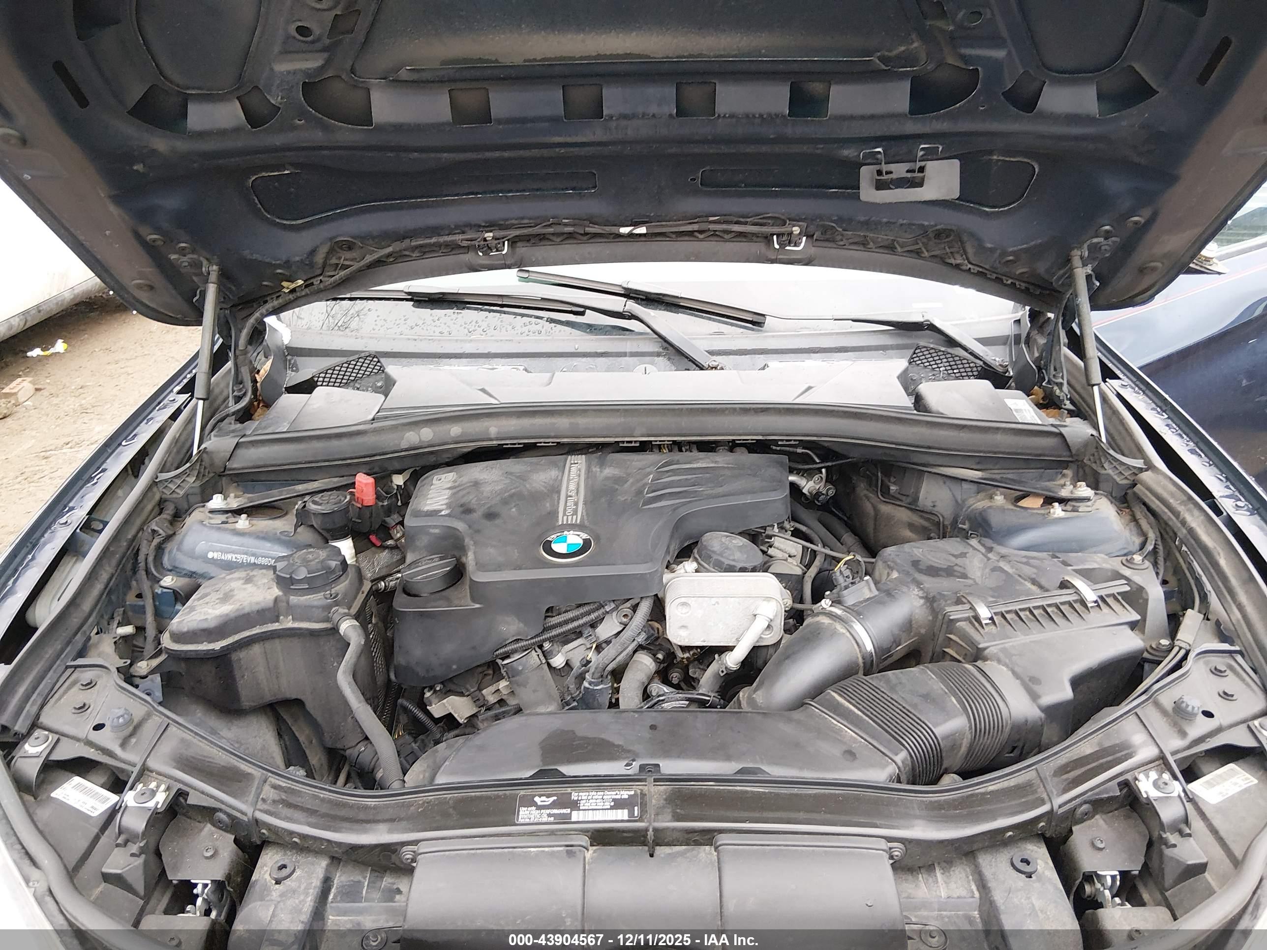 BMW X1 image 10