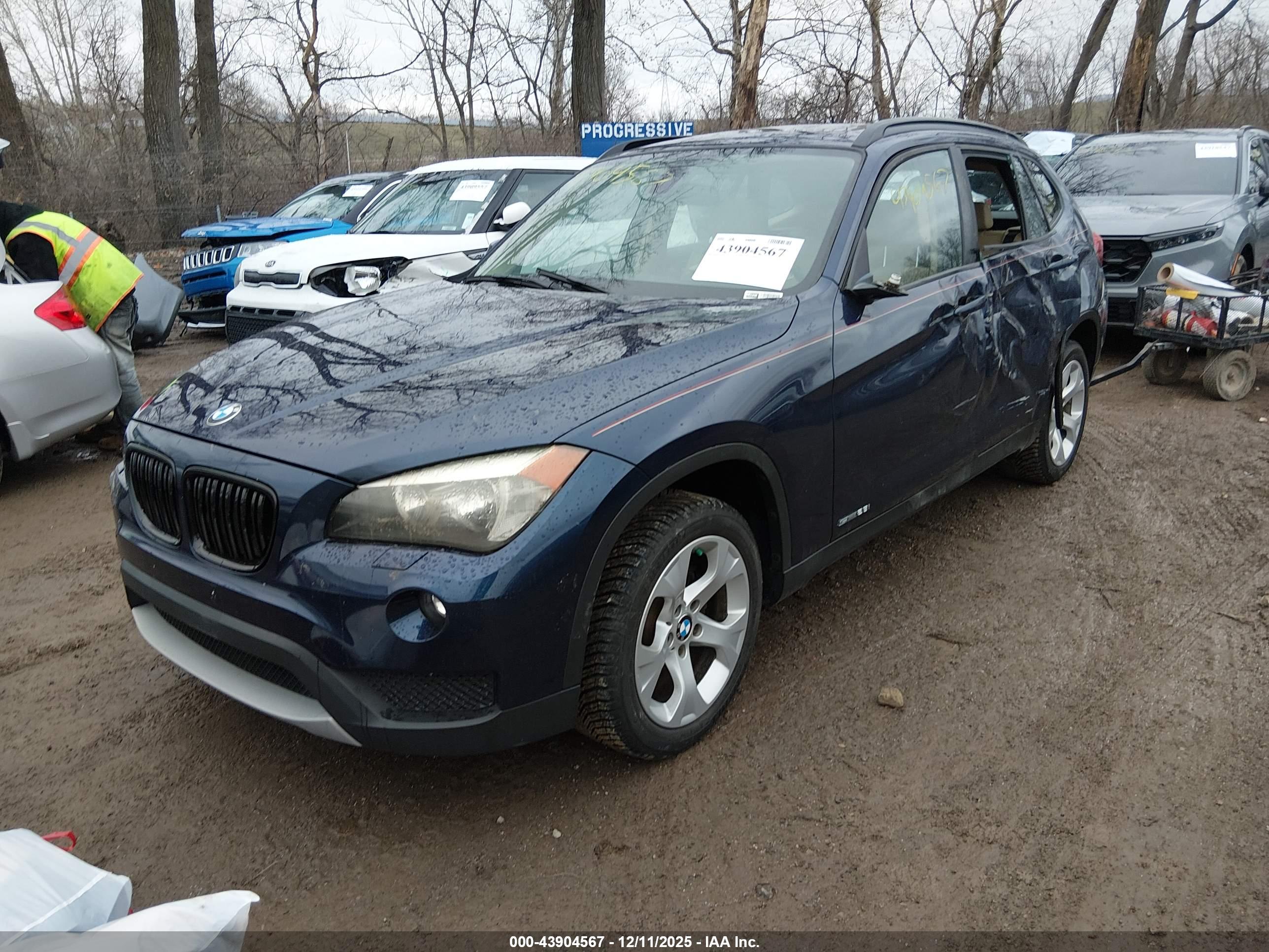 BMW X1 image 2