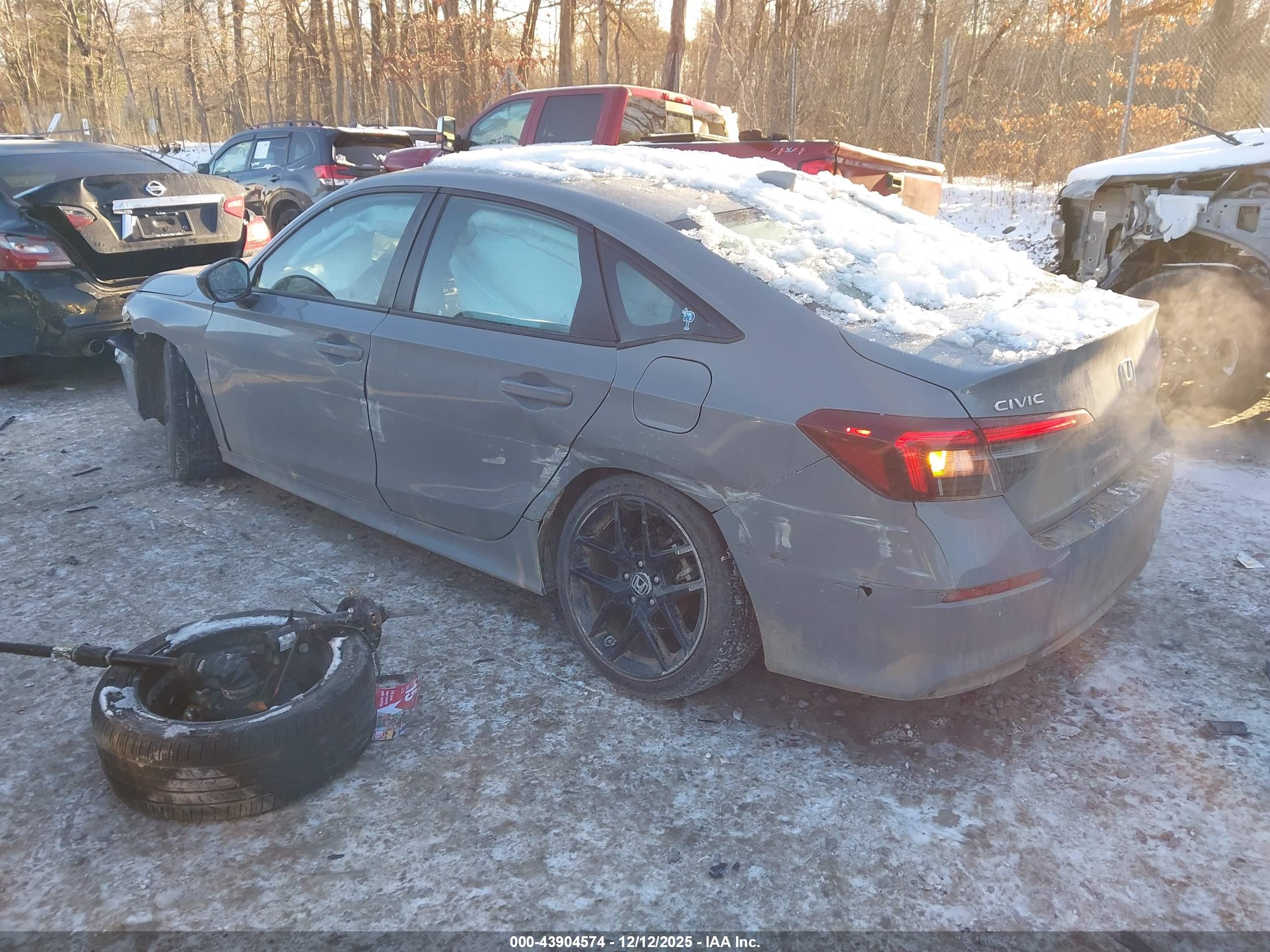HONDA CIVIC image 3