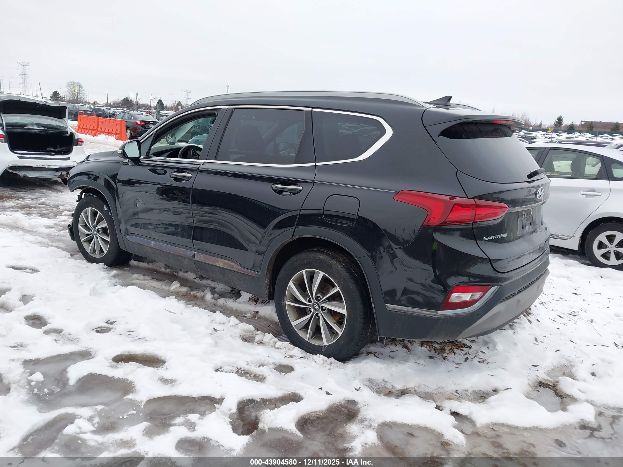 HYUNDAI SANTA image 3