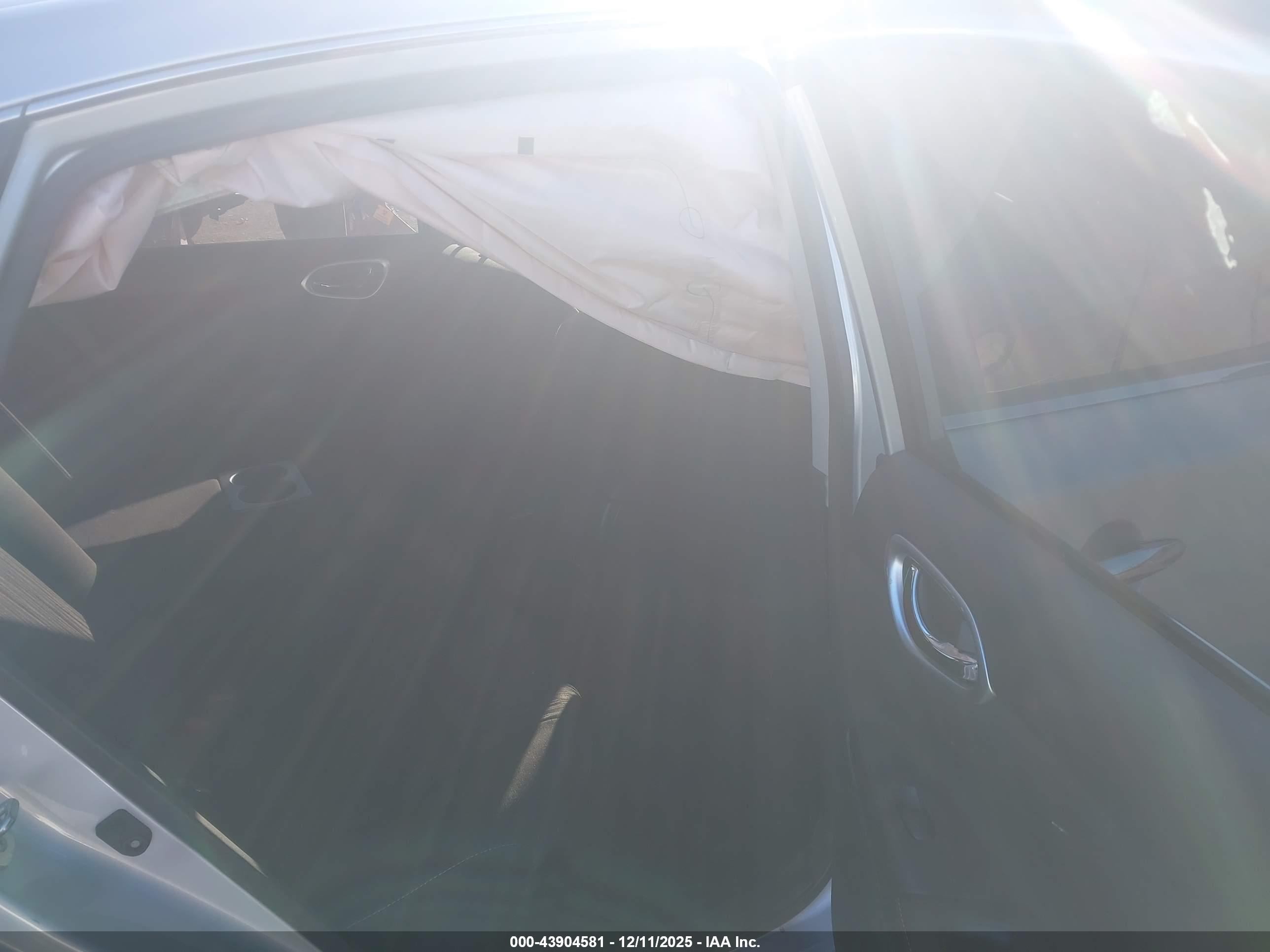 NISSAN SENTRA image 8