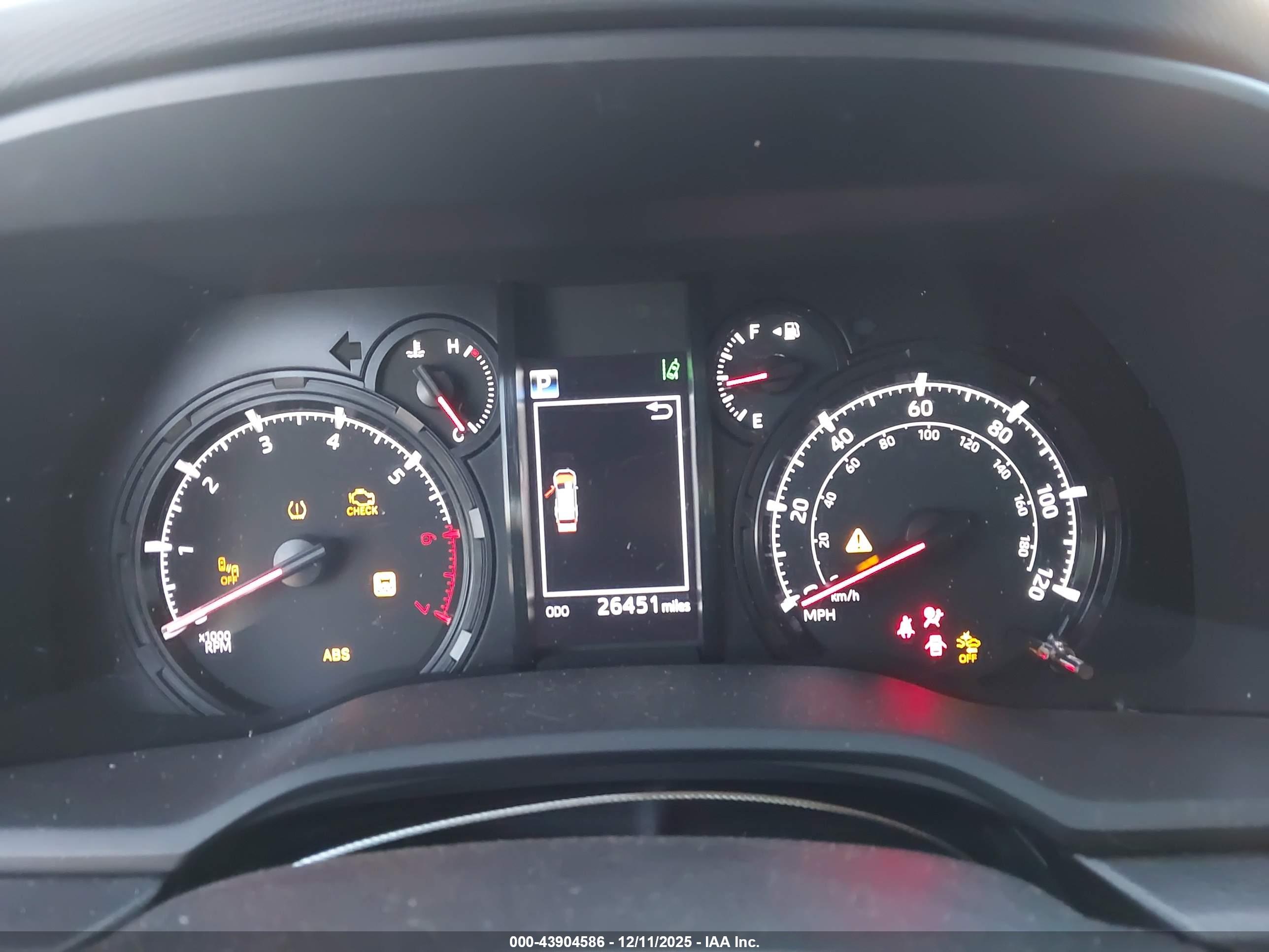 TOYOTA 4RUNNER image 7