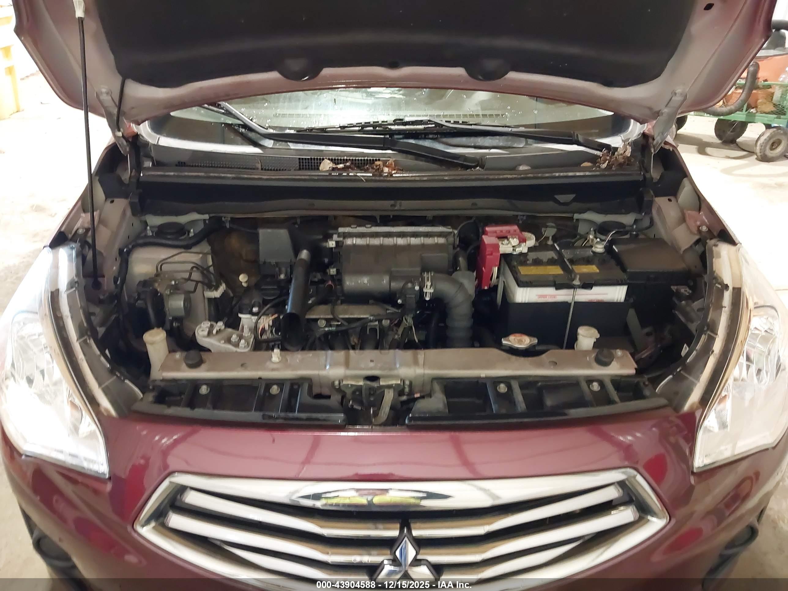 MITSUBISHI MIRAGE image 10