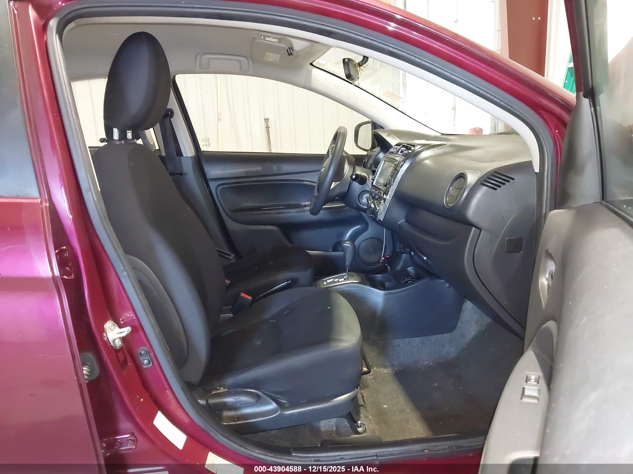 MITSUBISHI MIRAGE image 5