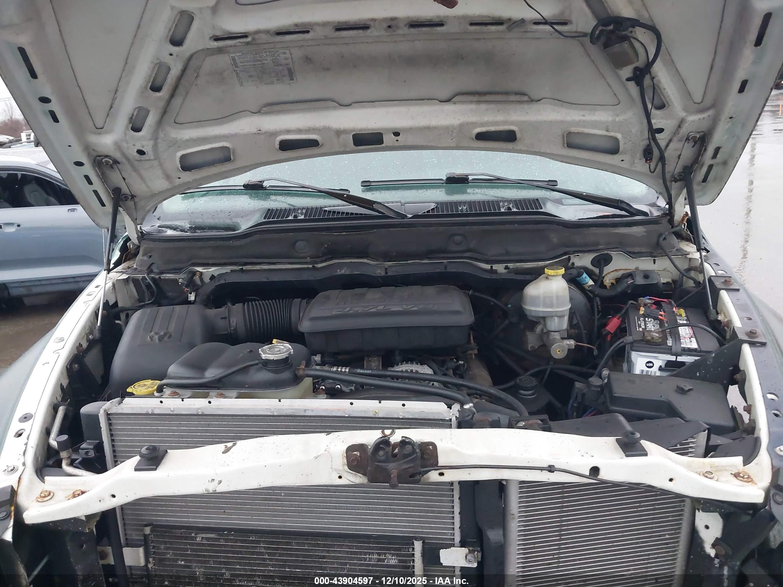 DODGE RAM image 10