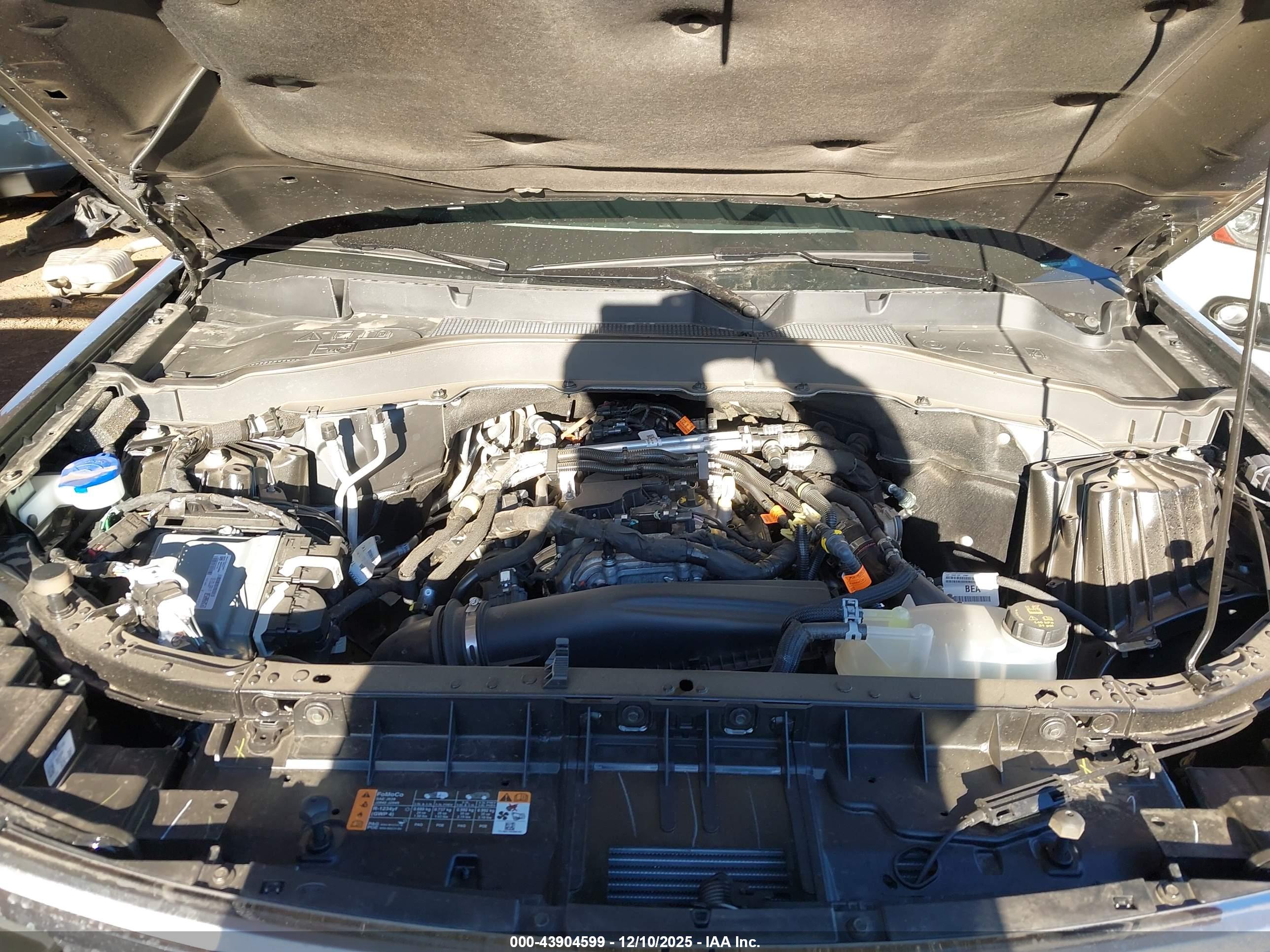 FORD EXPLORER image 10