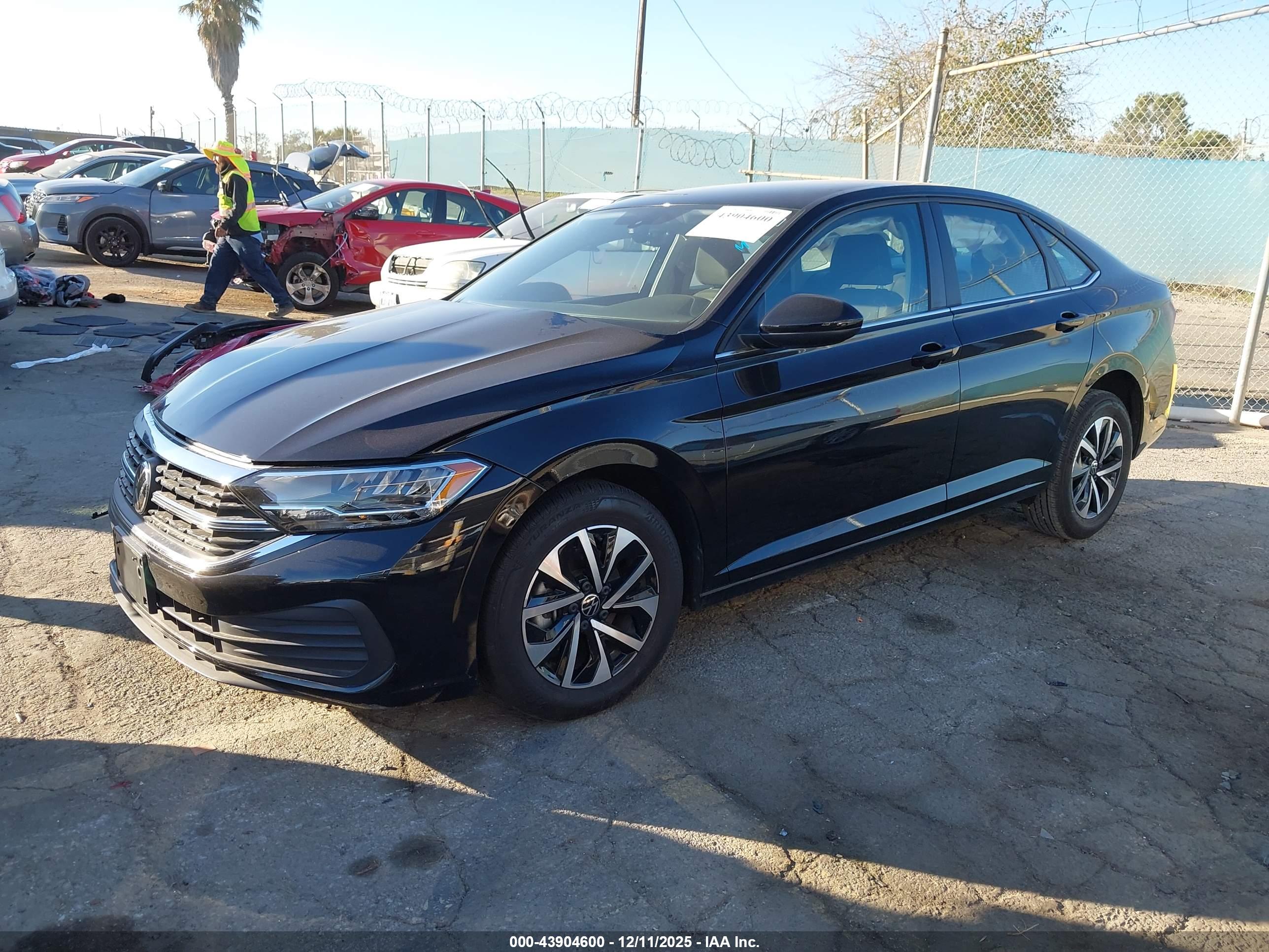 VOLKSWAGEN JETTA image 2