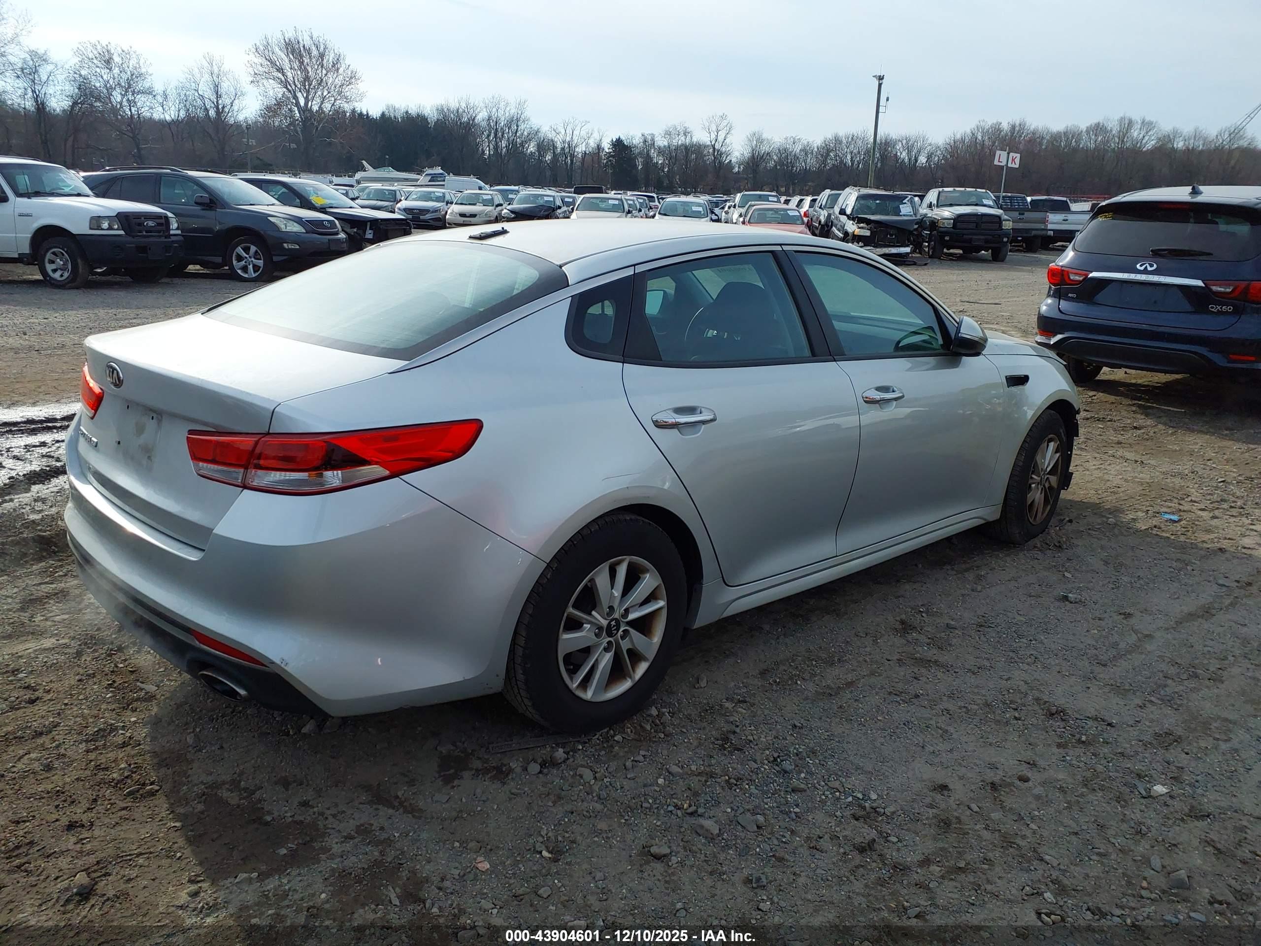 KIA OPTIMA image 4
