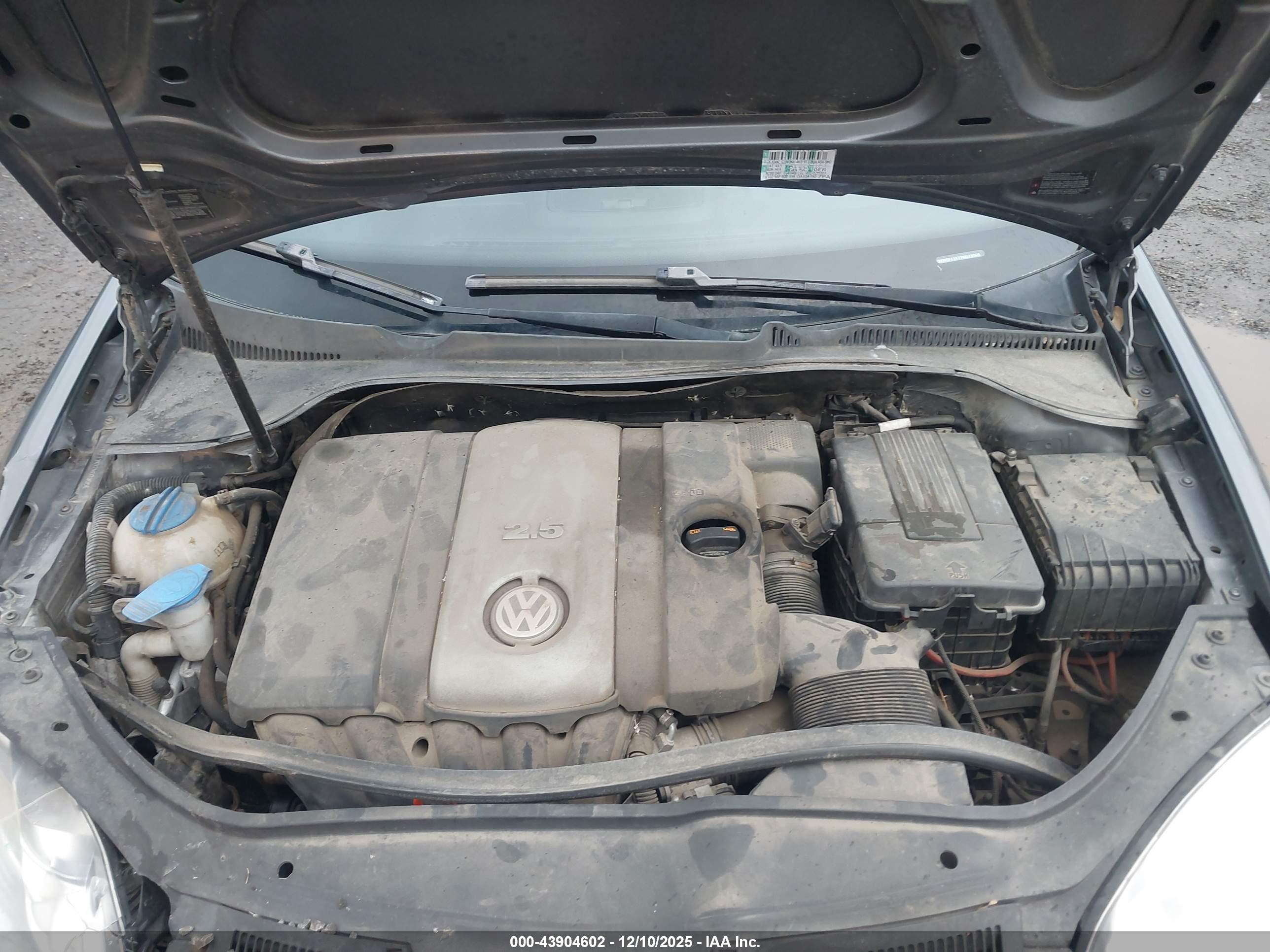 VOLKSWAGEN JETTA image 10