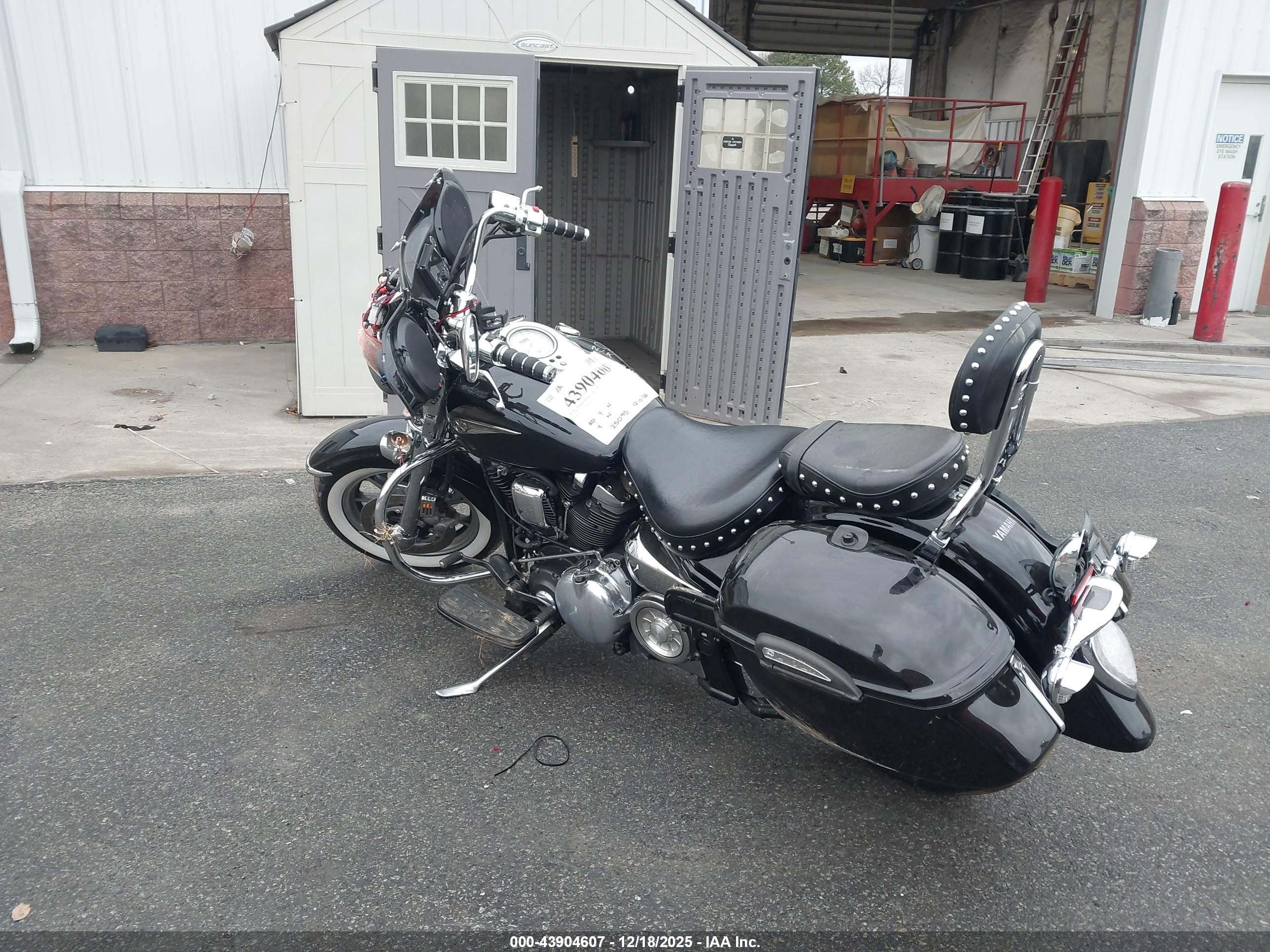 YAMAHA XV1700 image 3