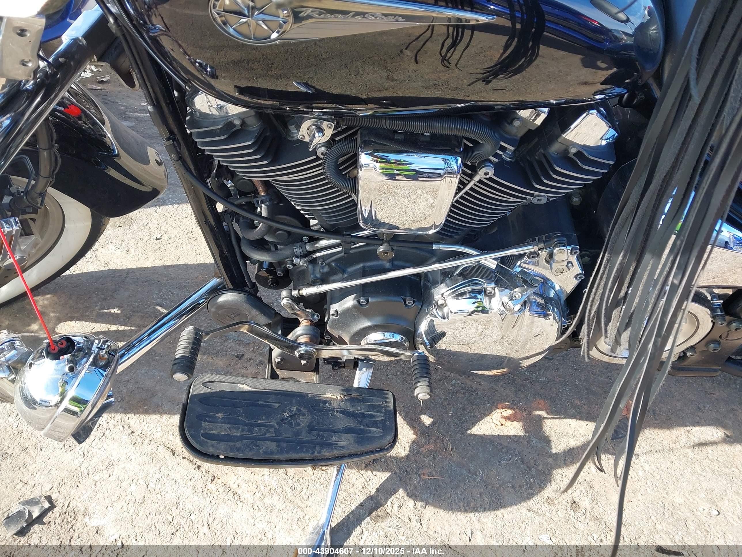 YAMAHA XV1700 image 9