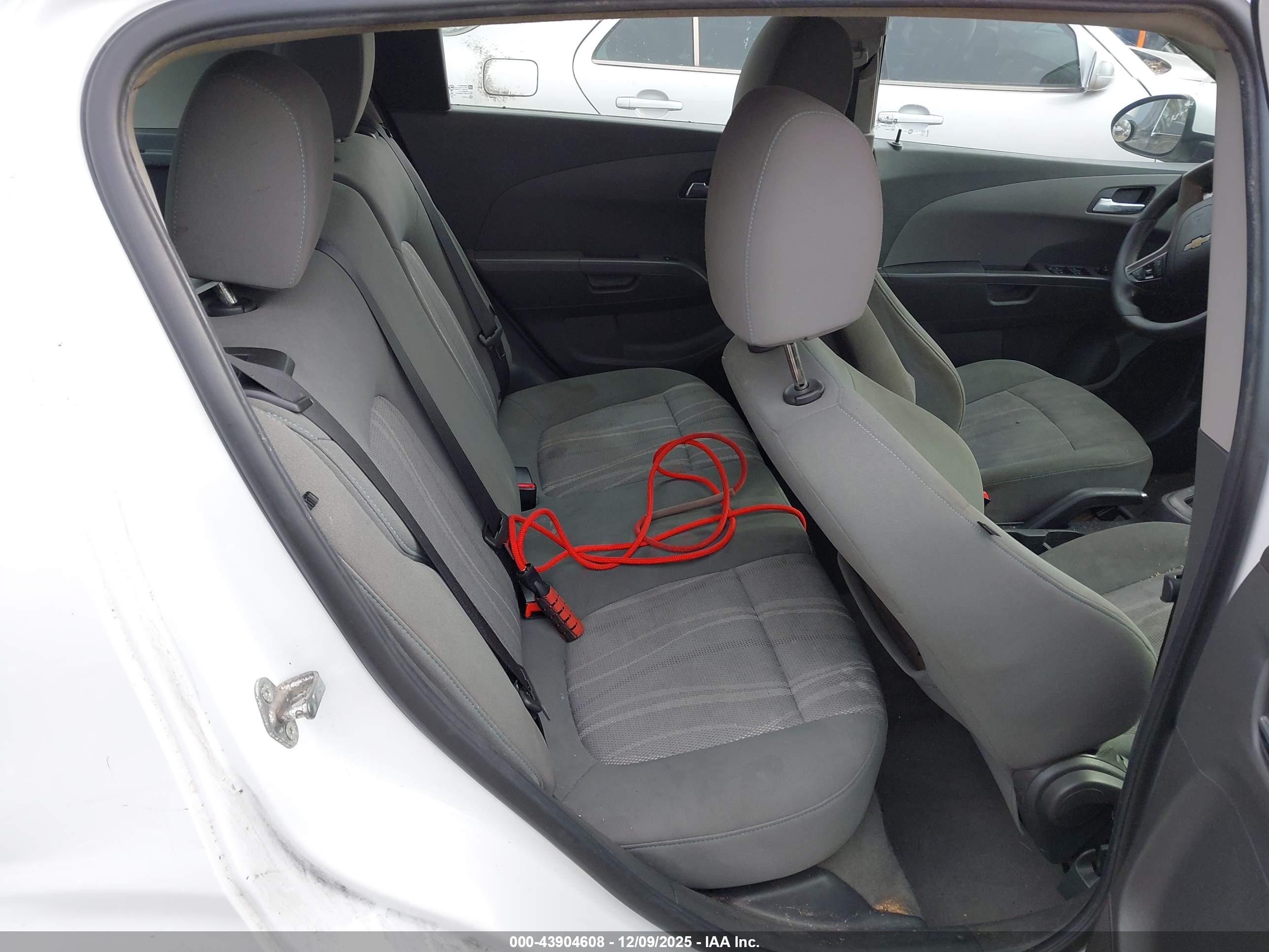 CHEVROLET SONIC image 8