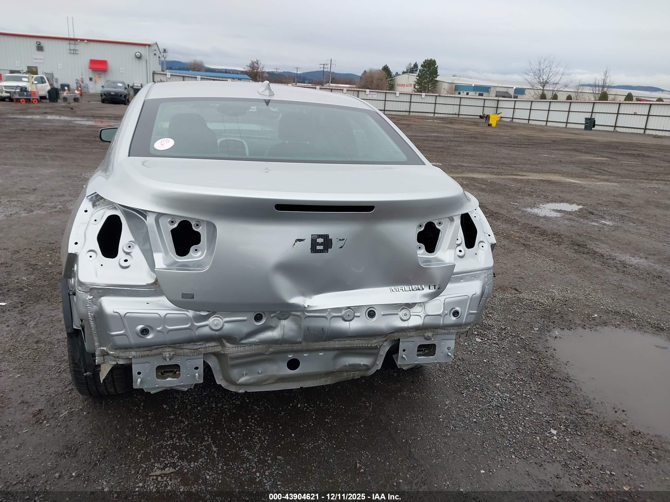 CHEVROLET MALIBU image 6