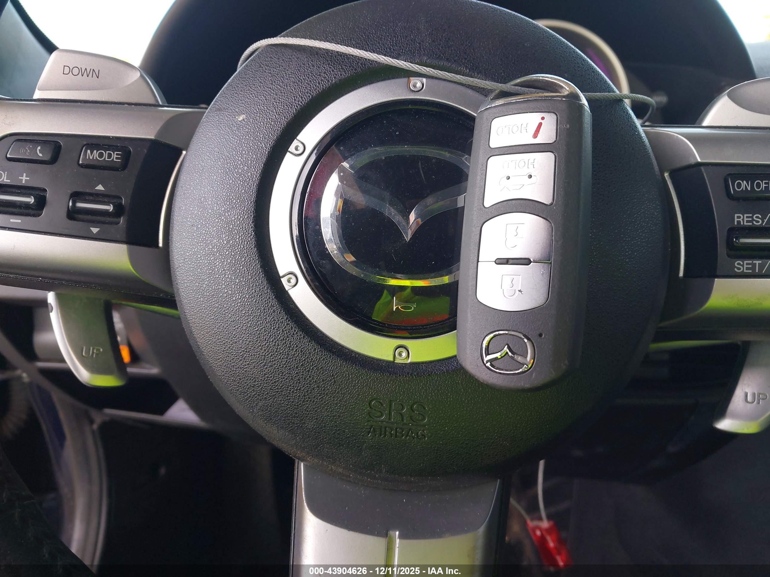 MAZDA MX-5 image 11