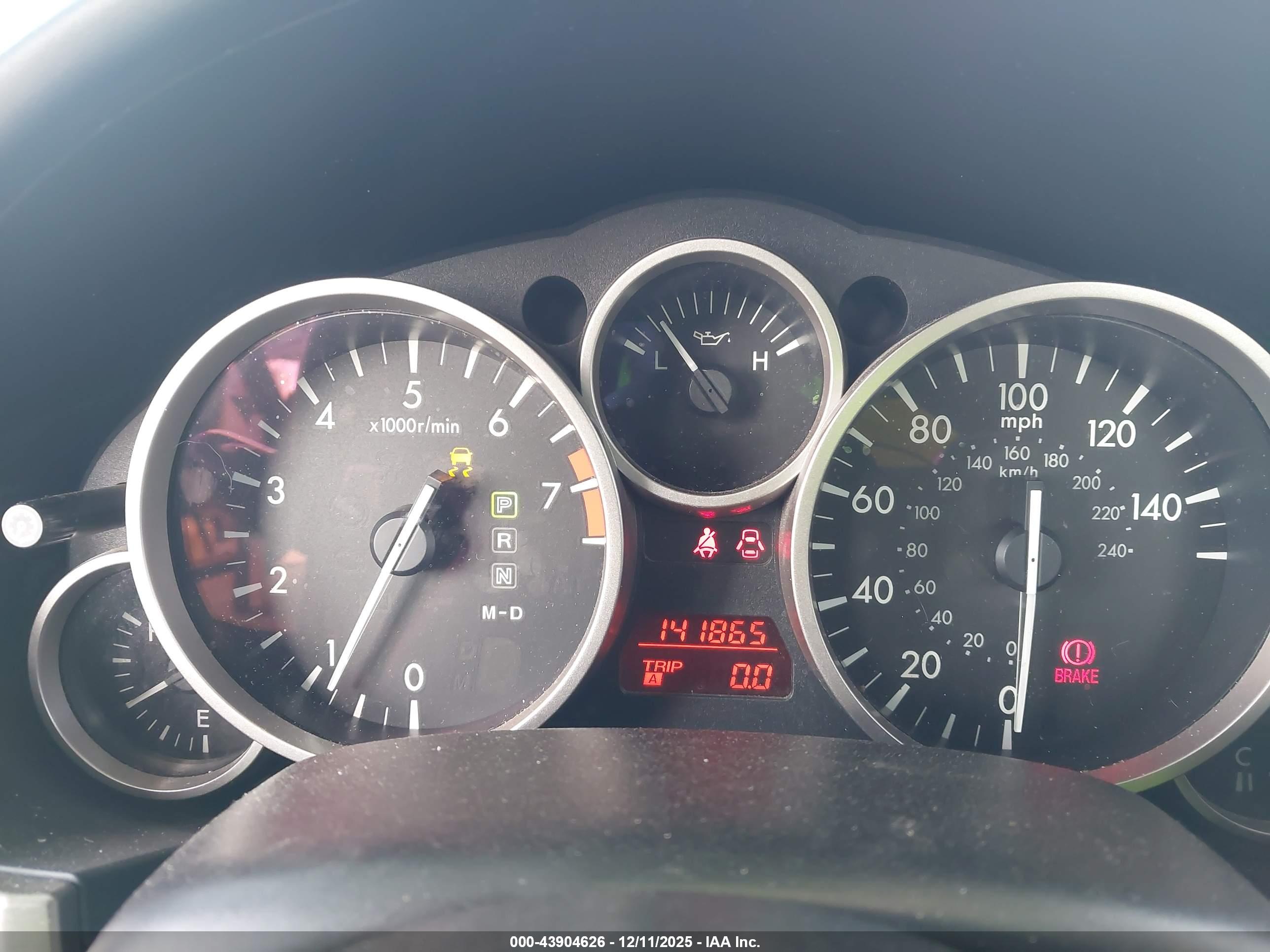 MAZDA MX-5 image 7