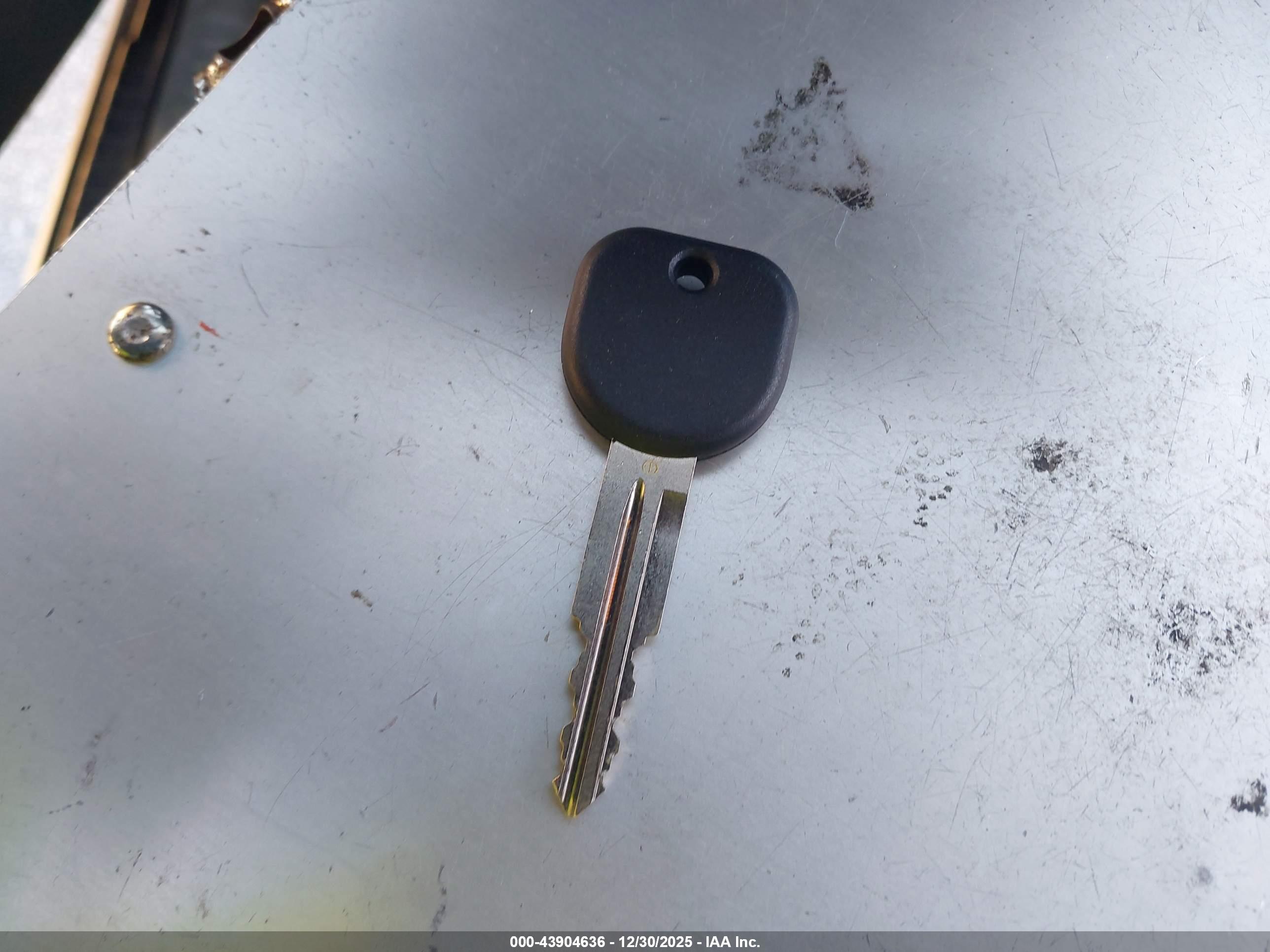 SATURN VUE image 11