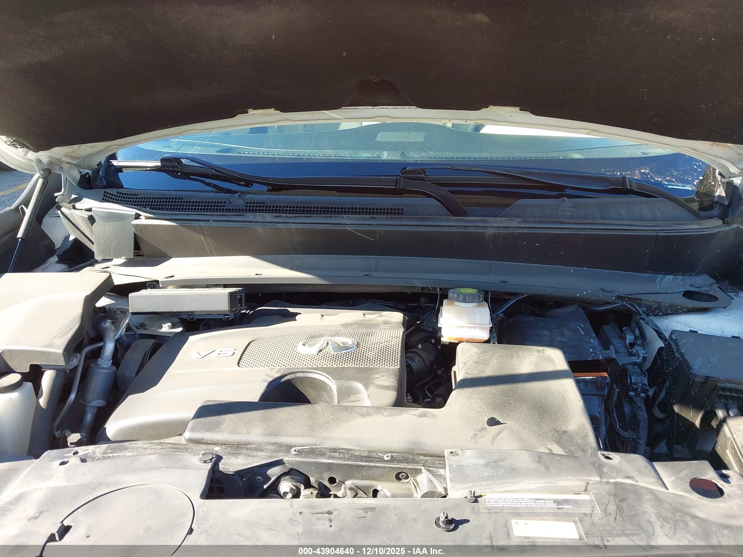 INFINITI QX60 image 10