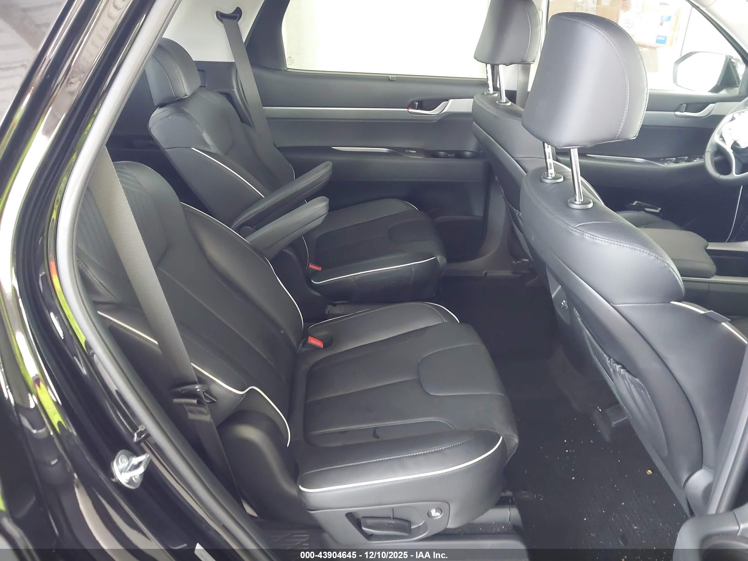 HYUNDAI PALISADE image 8