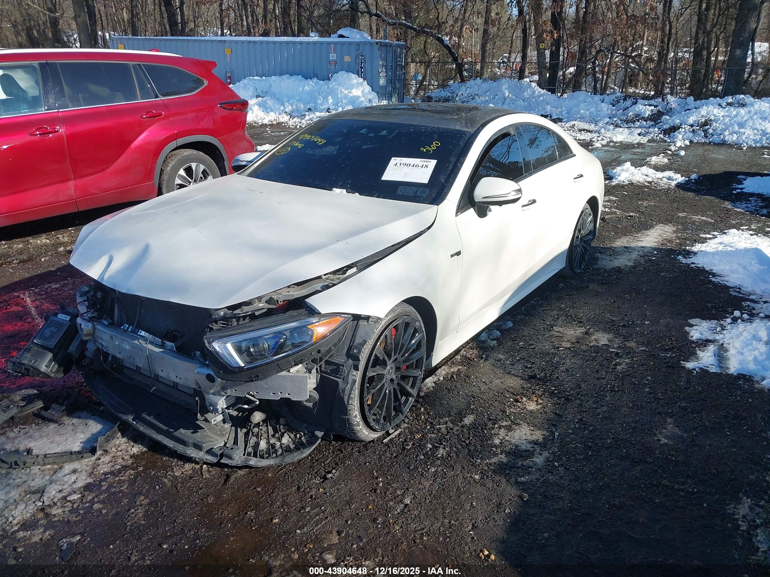 MERCEDES-BENZ CLS image 2