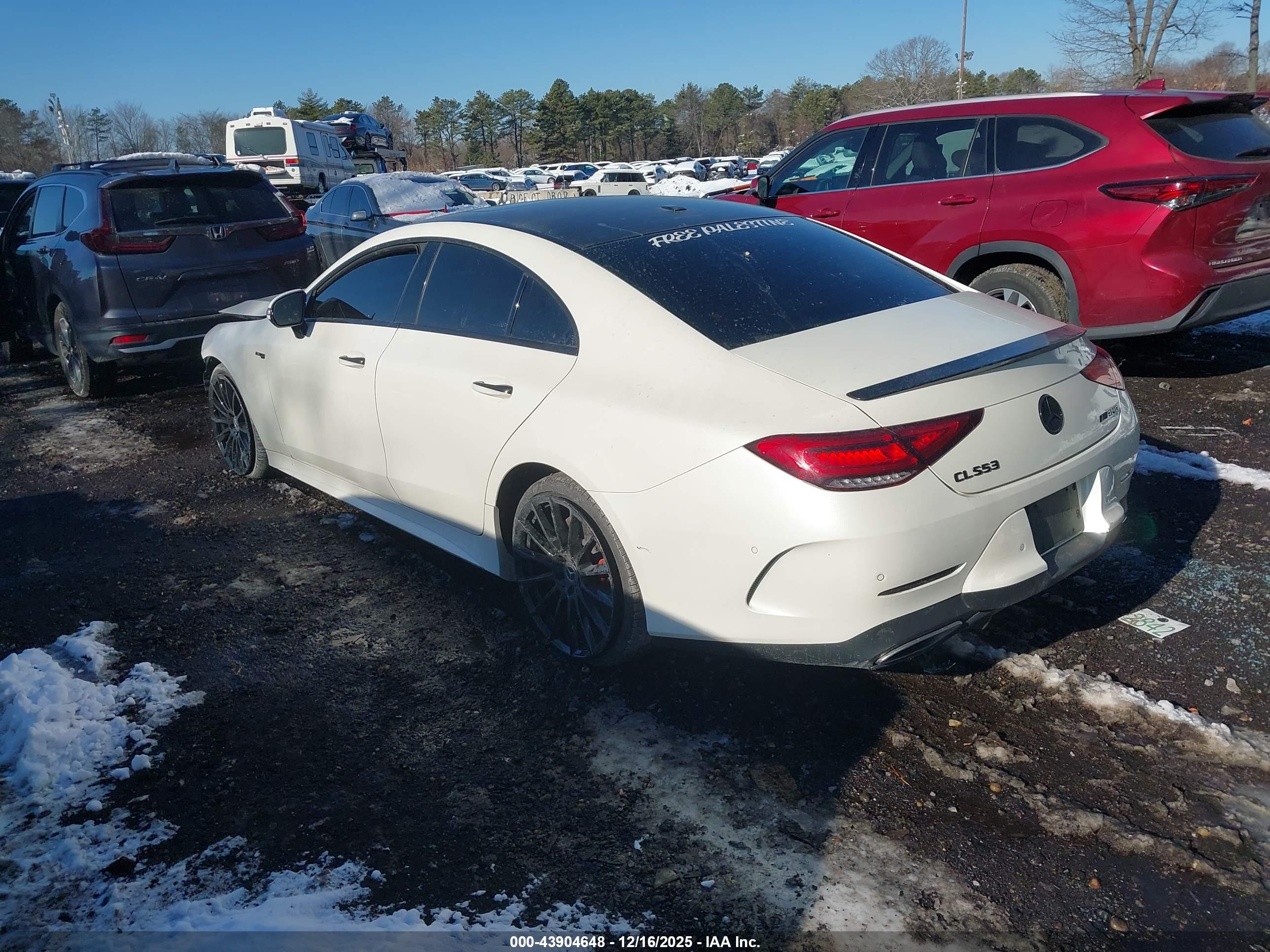 MERCEDES-BENZ CLS image 3