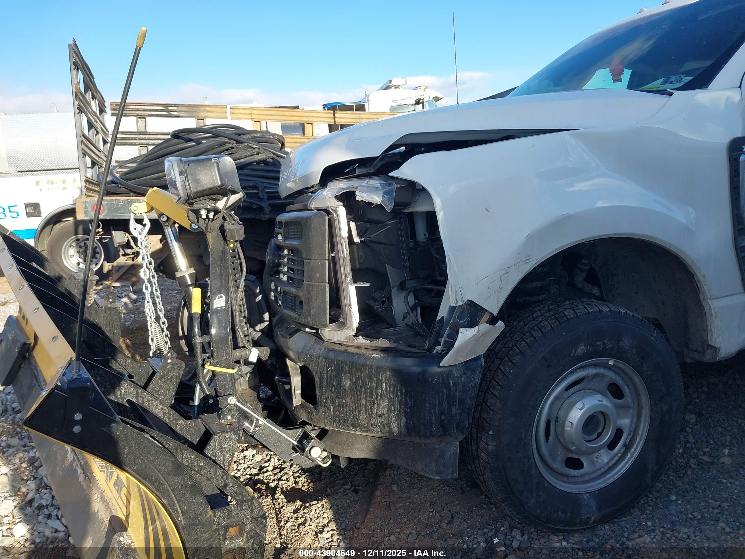 FORD F350 image 6