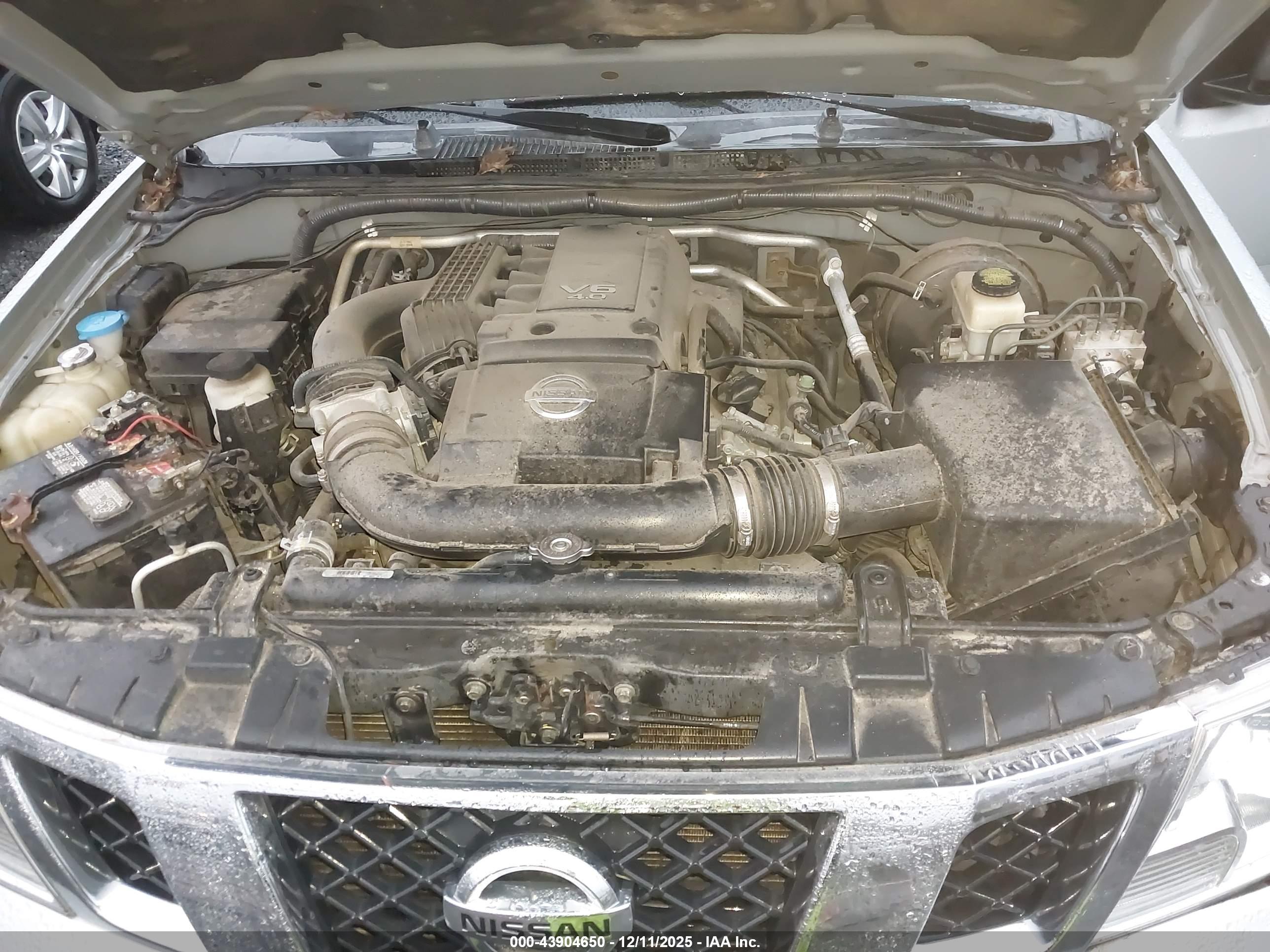 NISSAN FRONTIER image 10