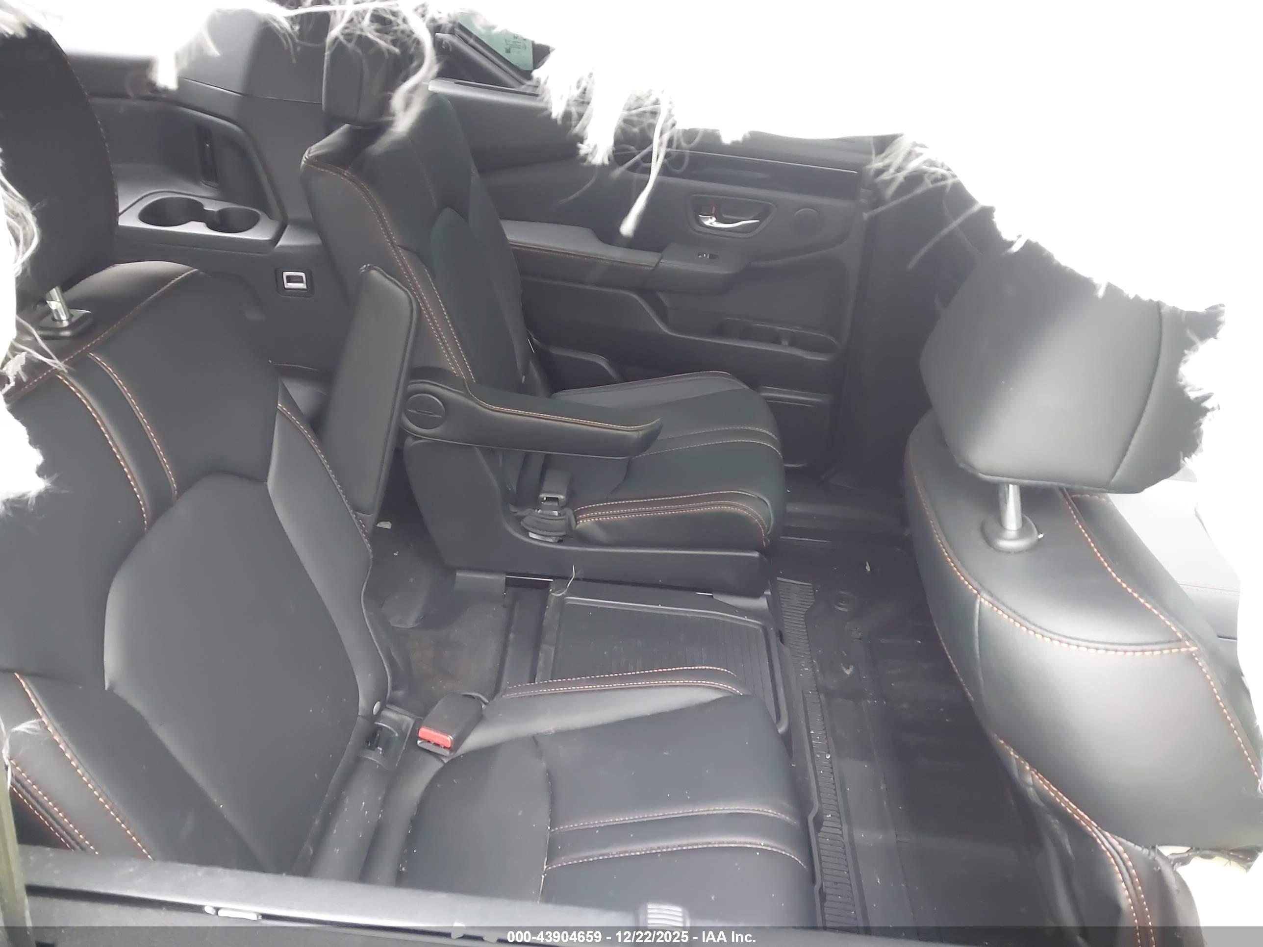 HONDA PILOT image 8