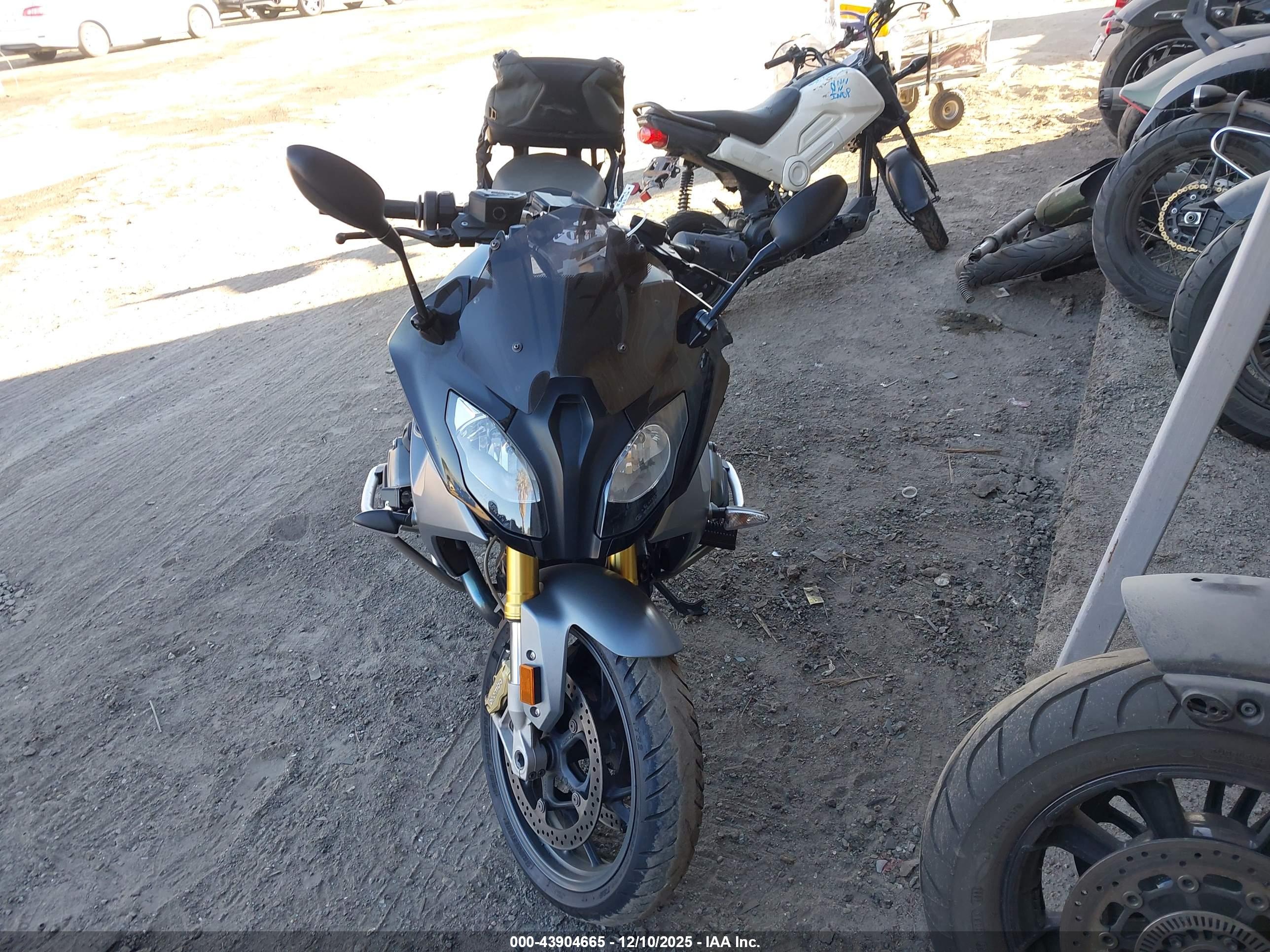 BMW R1200 image 5