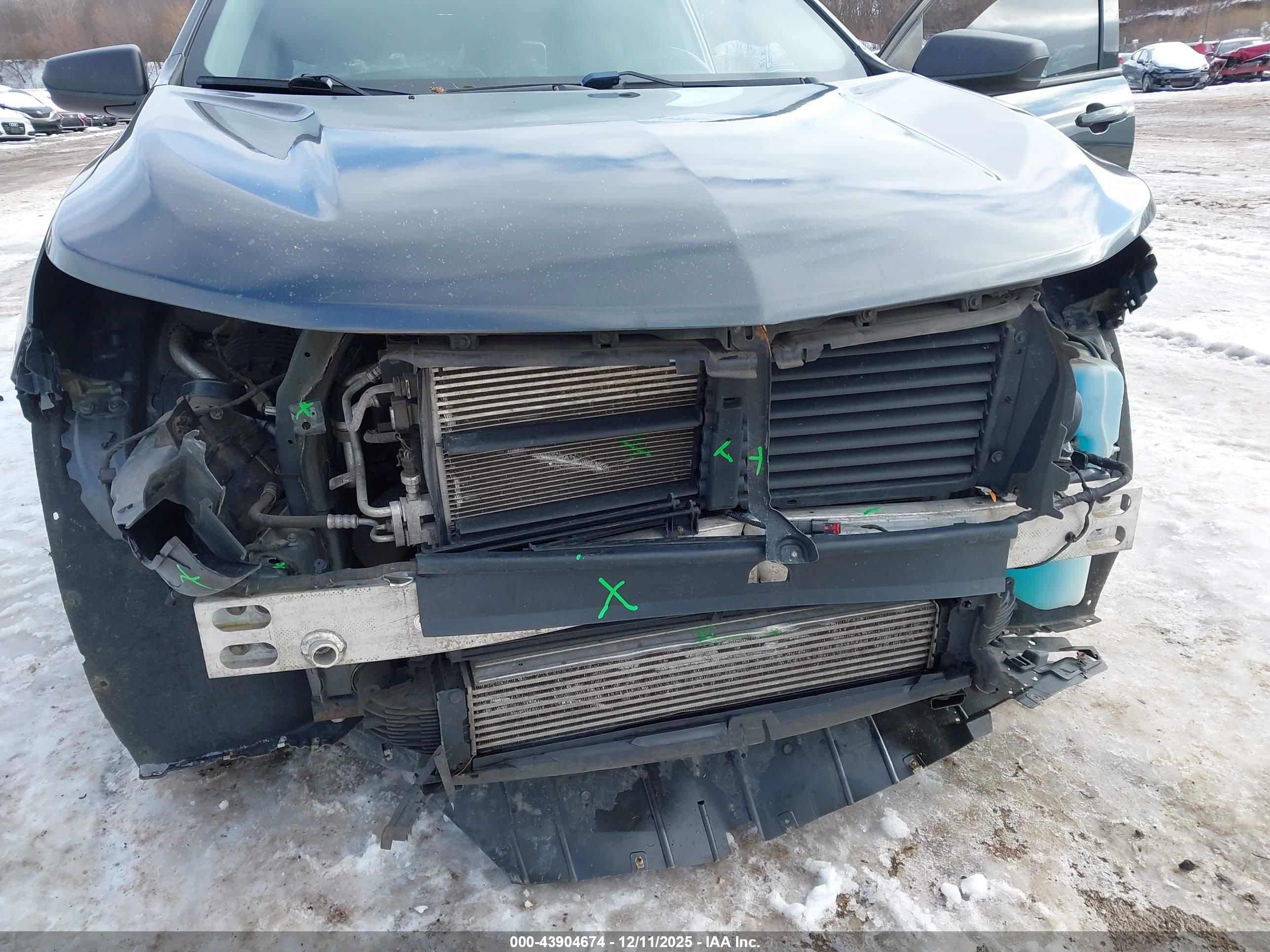 CHEVROLET EQUINOX image 6