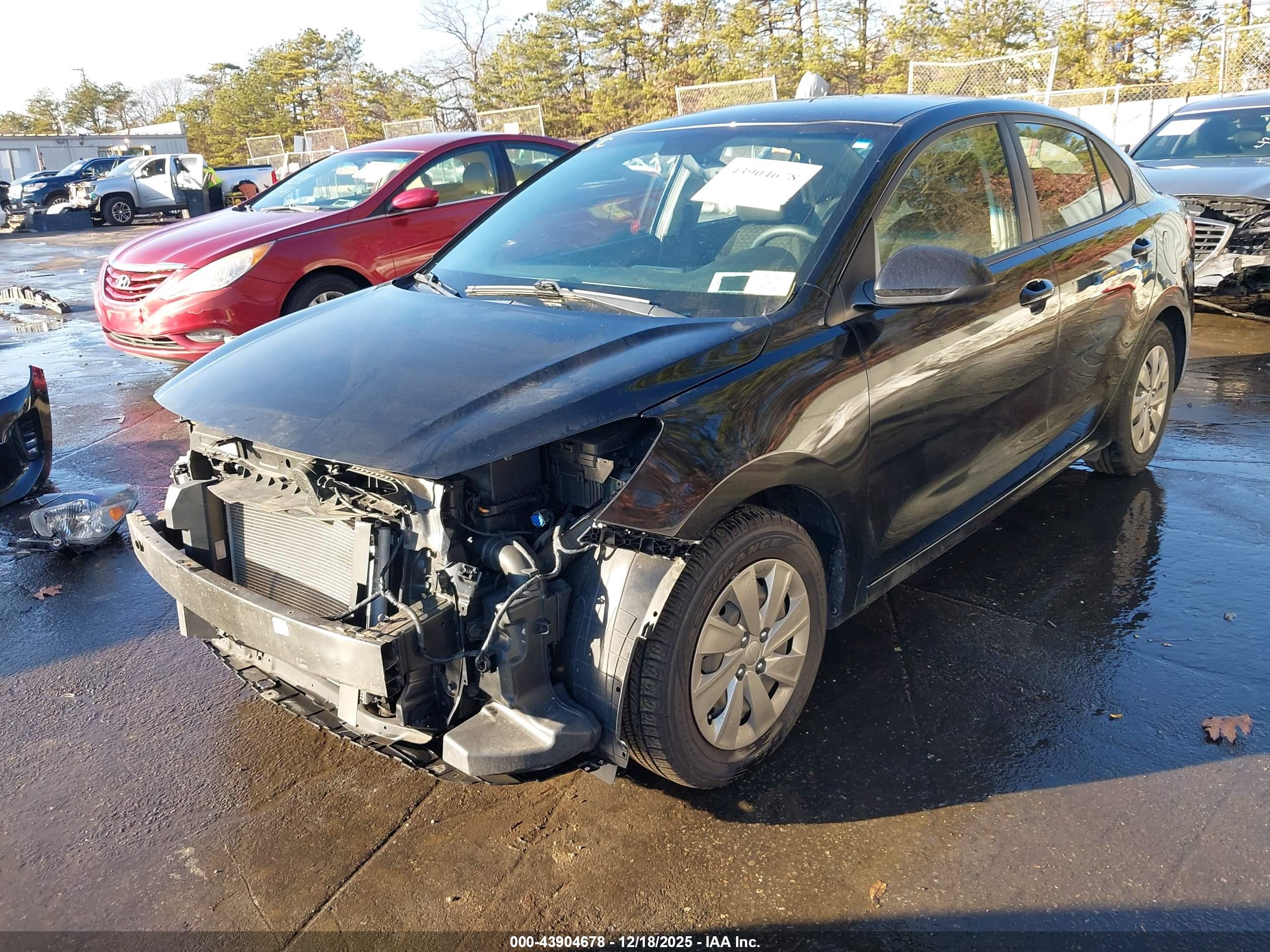 KIA RIO image 2