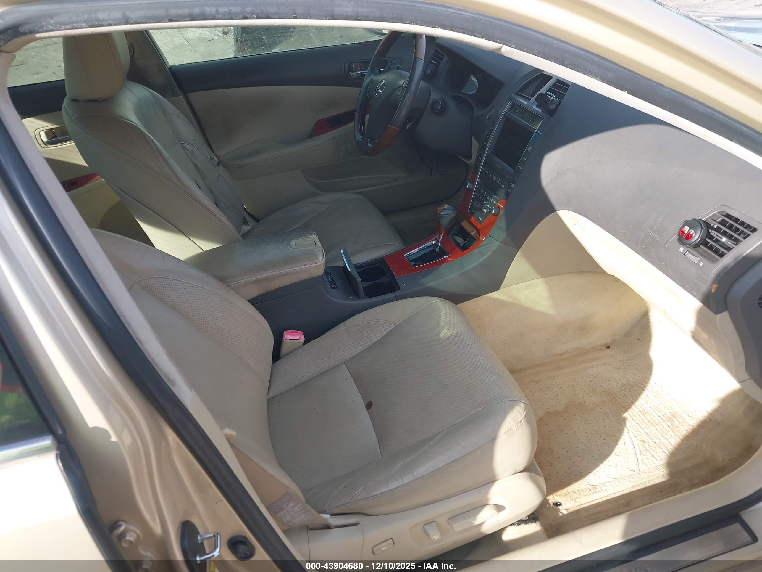 LEXUS ES image 5