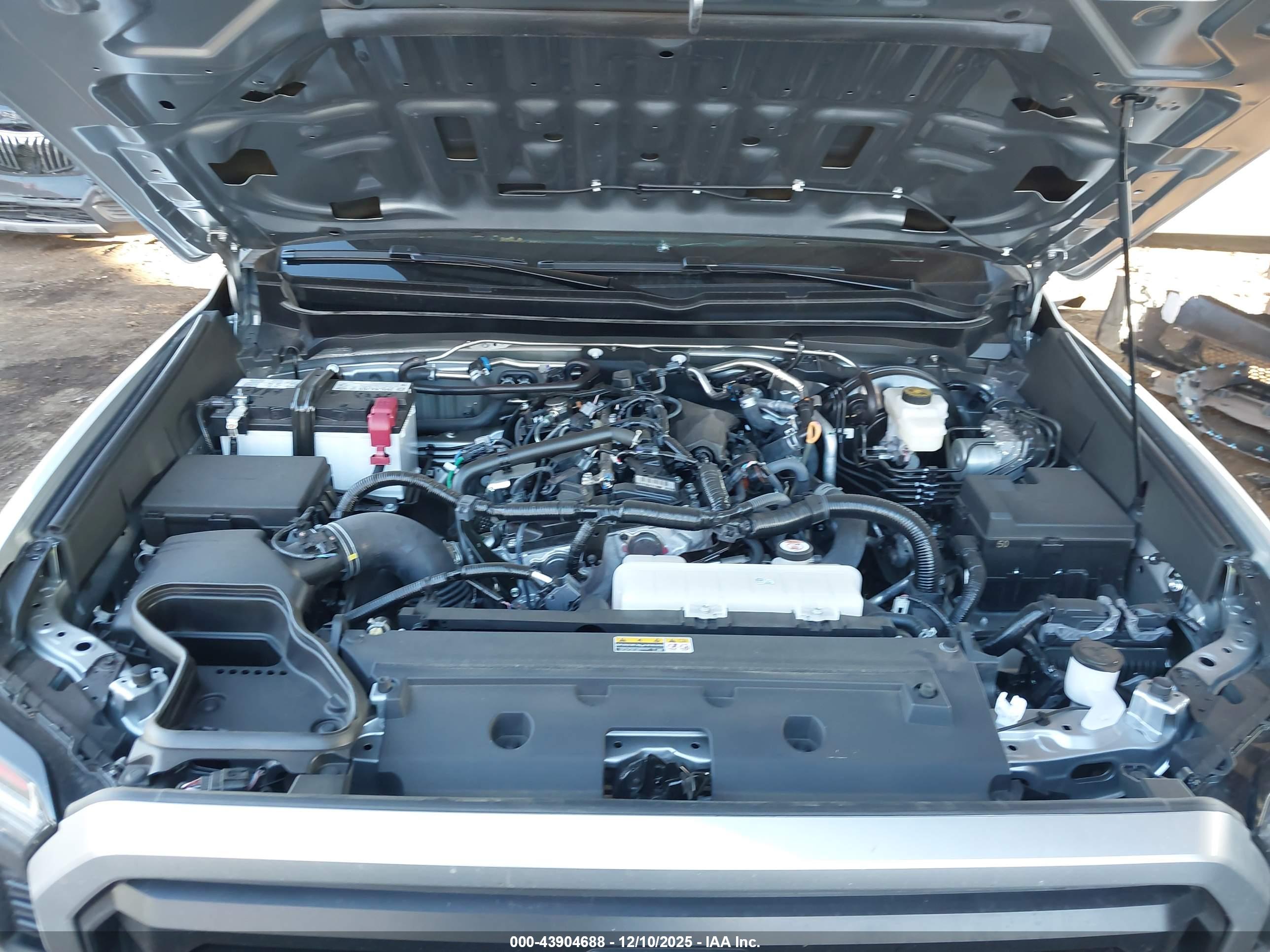 TOYOTA TACOMA image 10