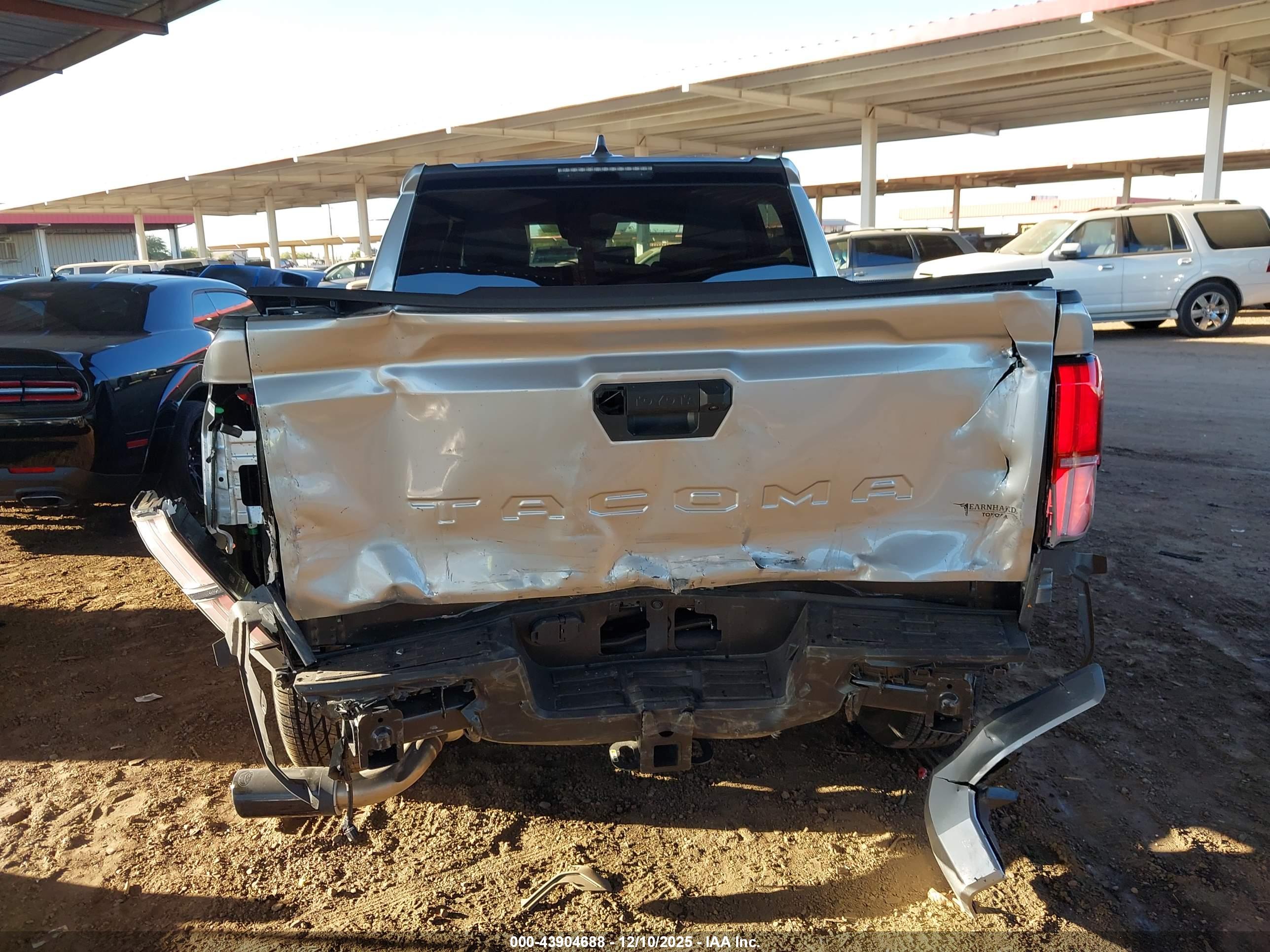 TOYOTA TACOMA image 6