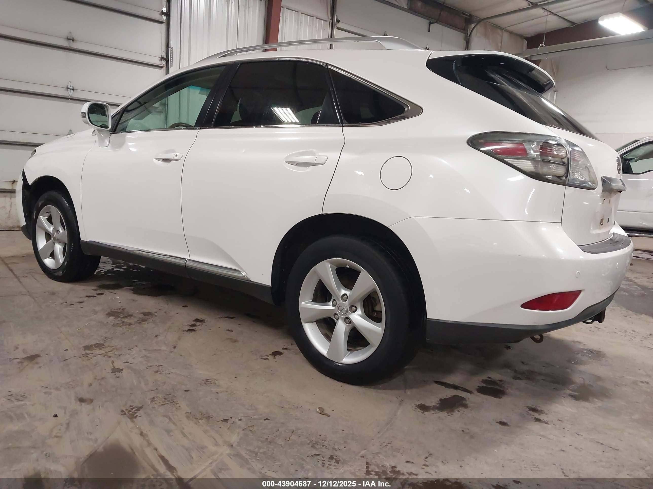 LEXUS RX image 3