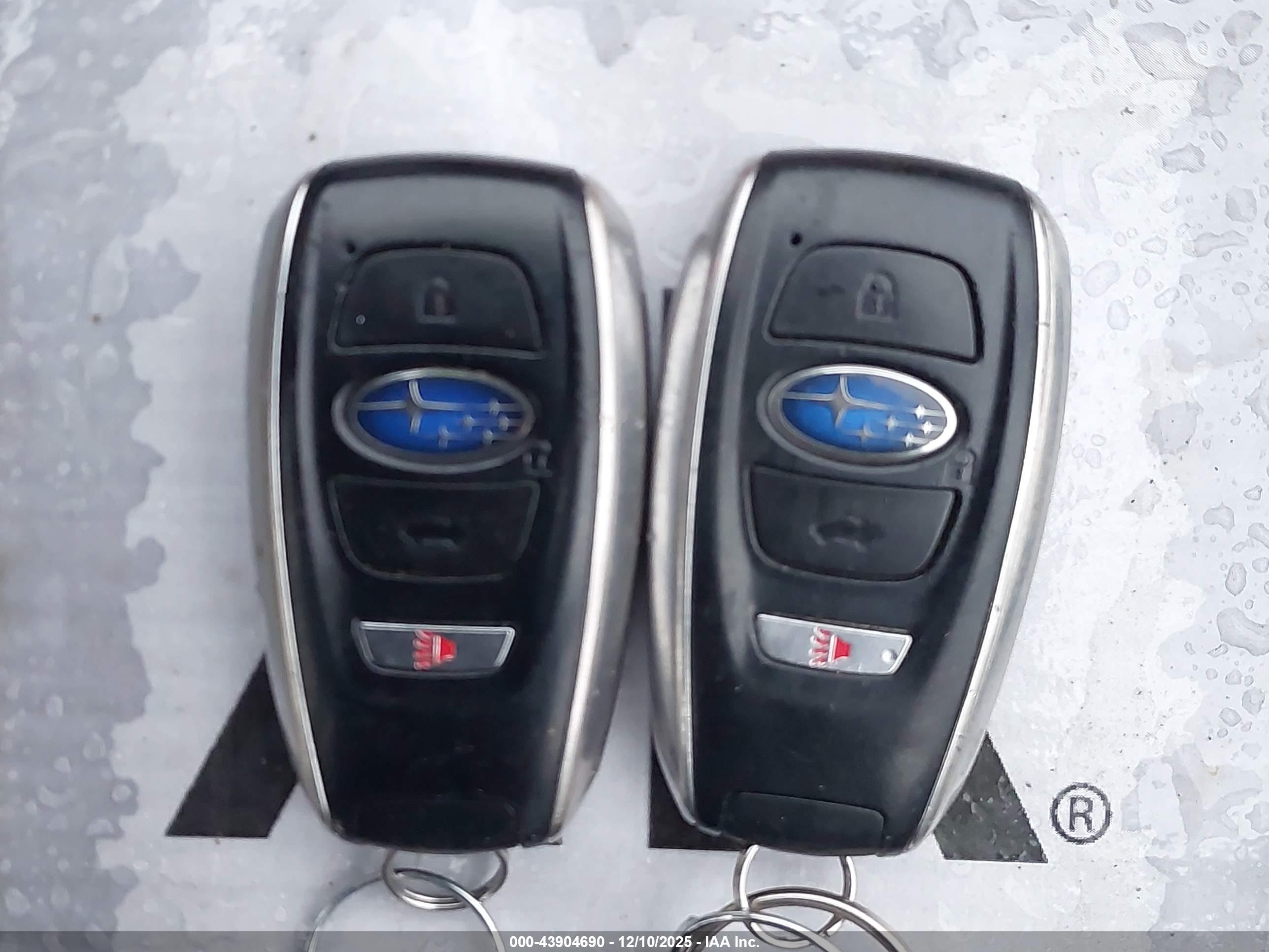 SUBARU OUTBACK image 11
