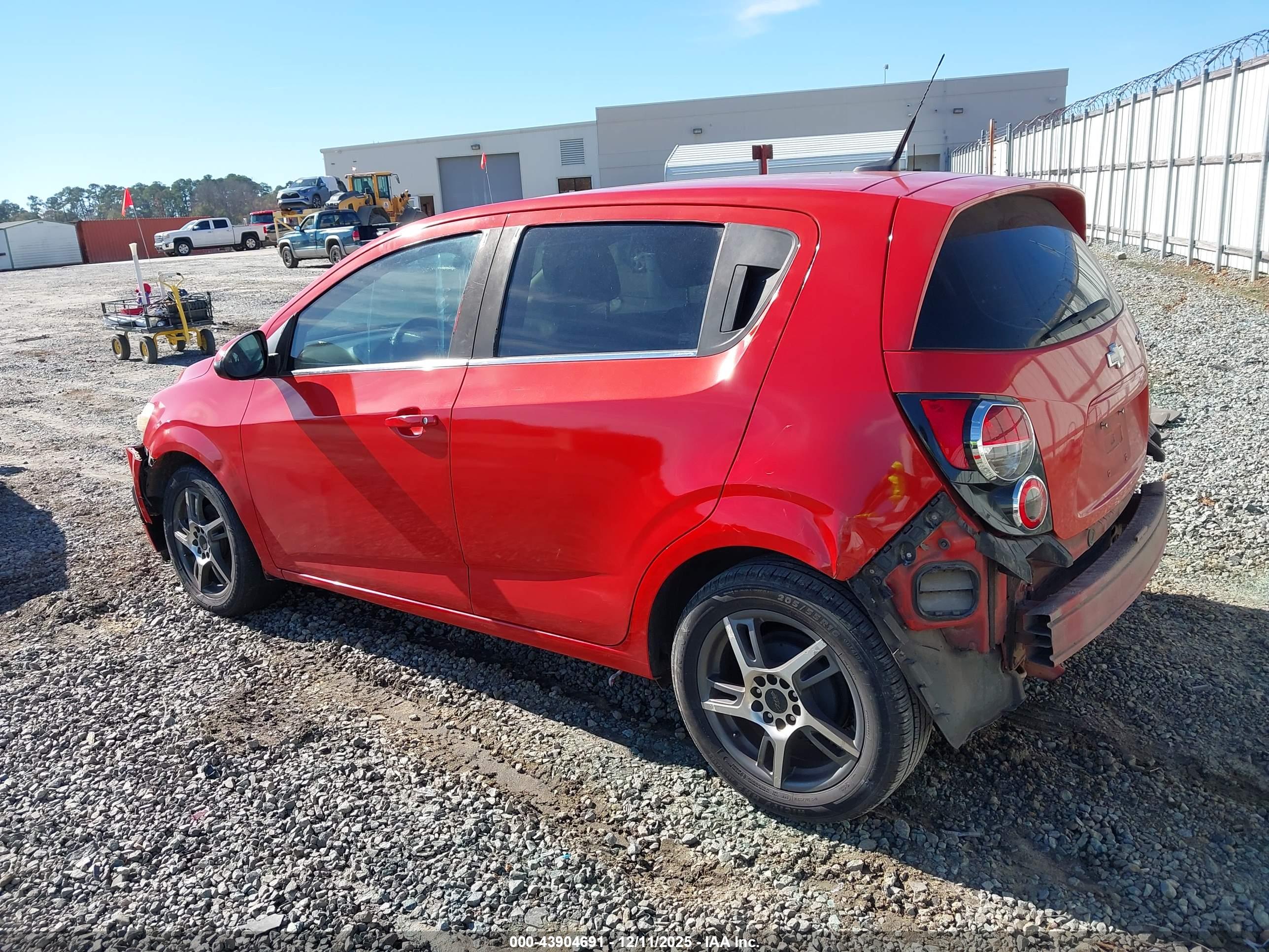 CHEVROLET SONIC image 3